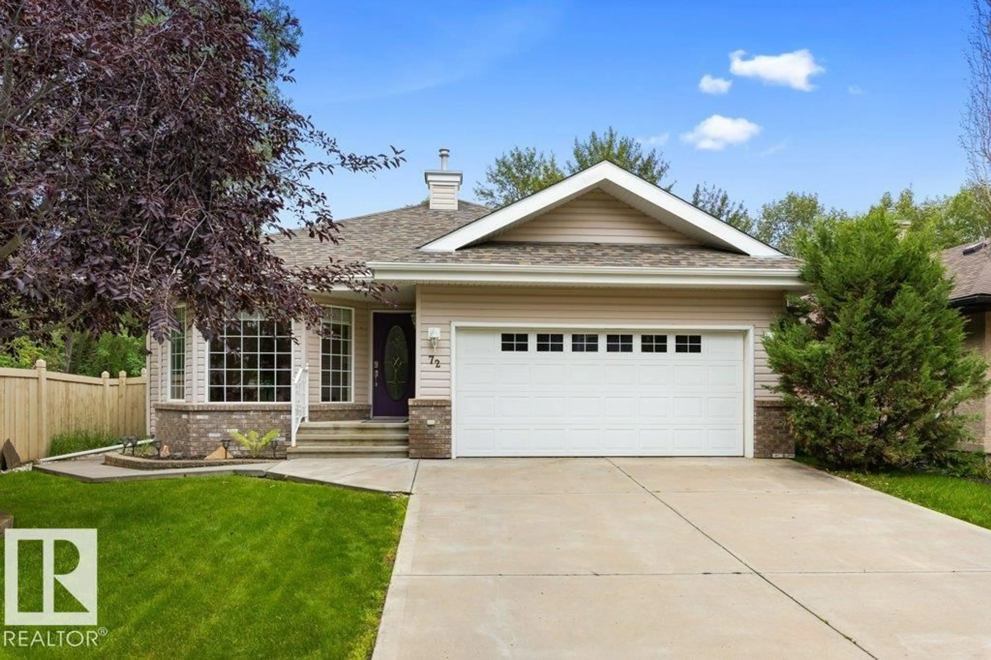 Home with vinyl exterior material, street for 72 EASTCOTT DR, St. Albert Alberta T8N7G4