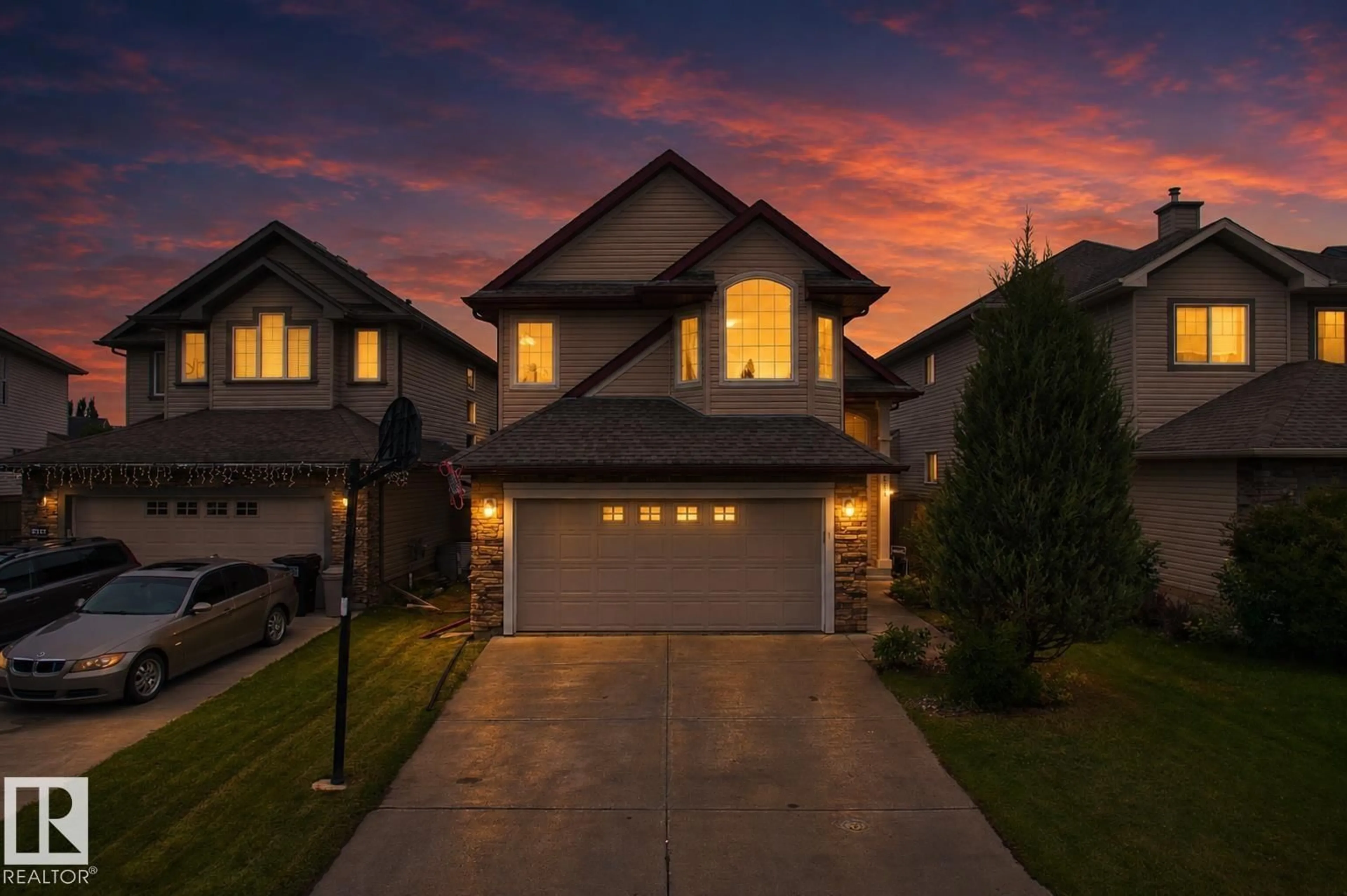 Unknown for NW - 8315 SHASKE CR, Edmonton Alberta T6R3V8