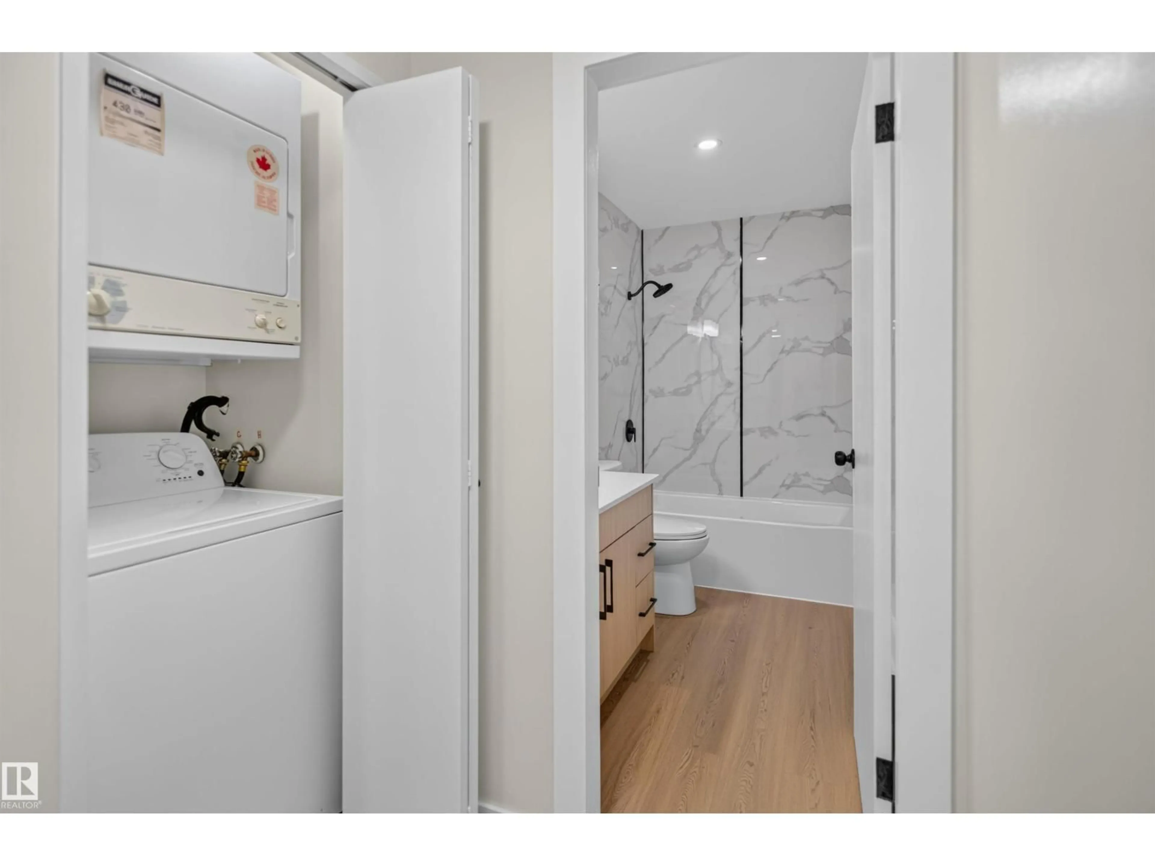 Standard bathroom, ceramic/tile floor for #305 - 11907 81 ST, Edmonton Alberta T5B2S7