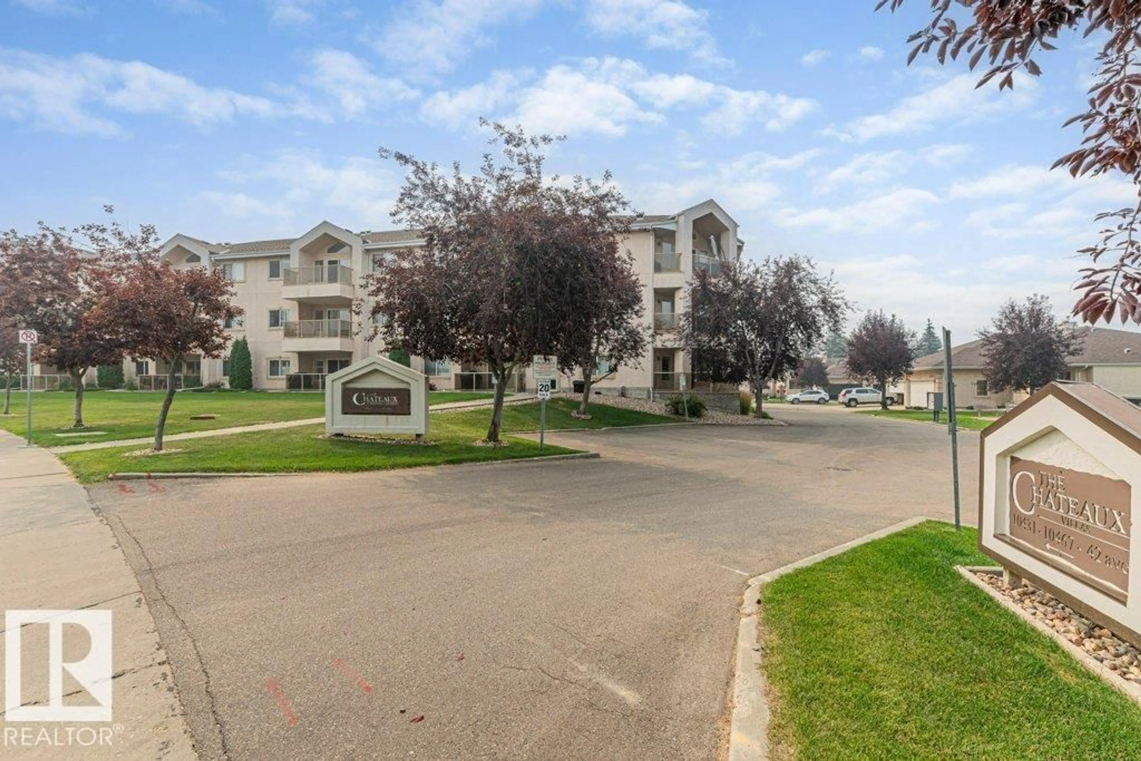 Unknown for 208 - 10421 42 AV, Edmonton Alberta T6J7C8