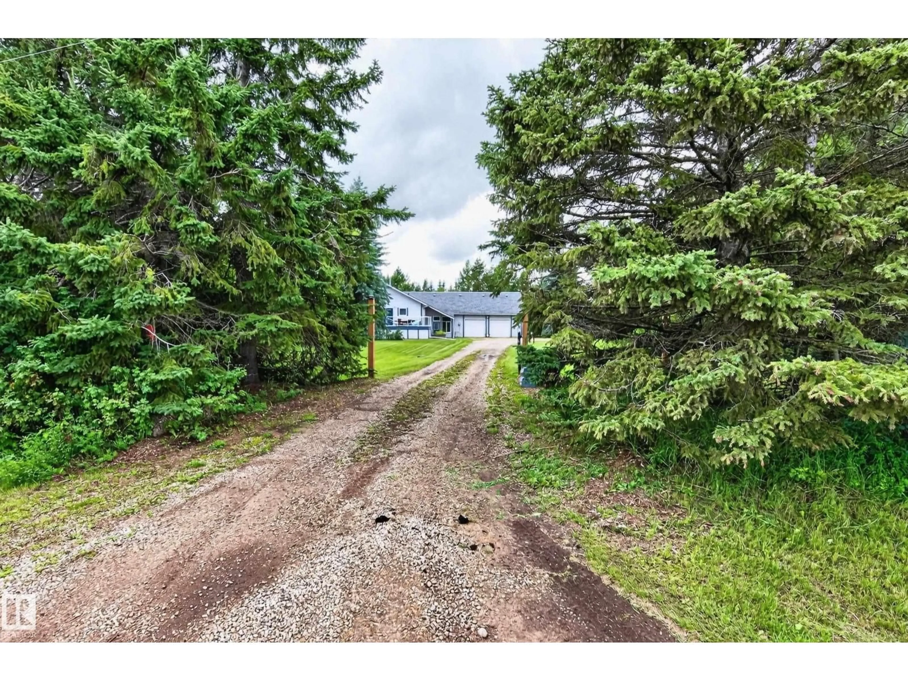A pic from outside/outdoor area/front of a property/back of a property/a pic from drone, street for 50354 RGE RD 235, Rural Leduc County Alberta T4X0M1