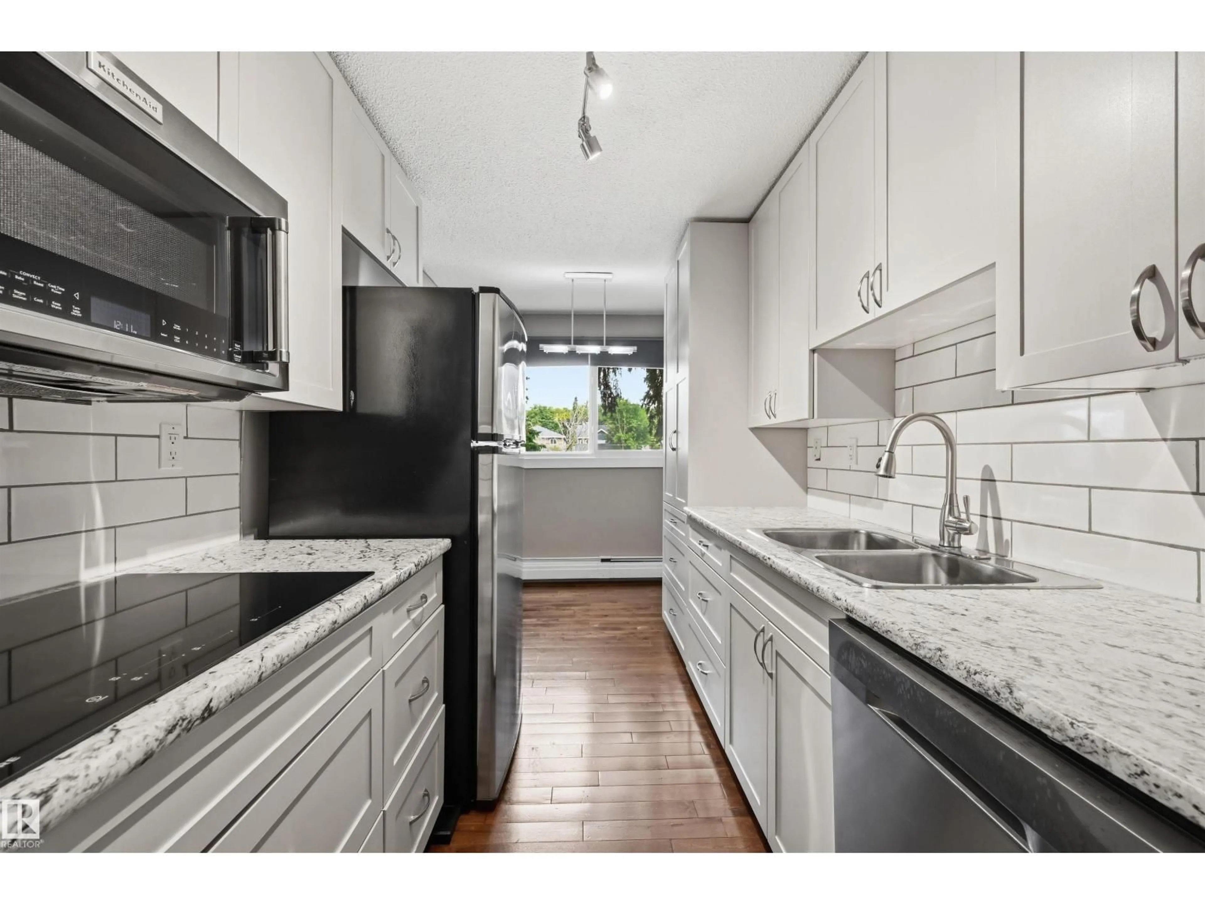 Standard kitchen, ceramic/tile floor for #201 - 9725 82 AV, Edmonton Alberta T6E1Y6