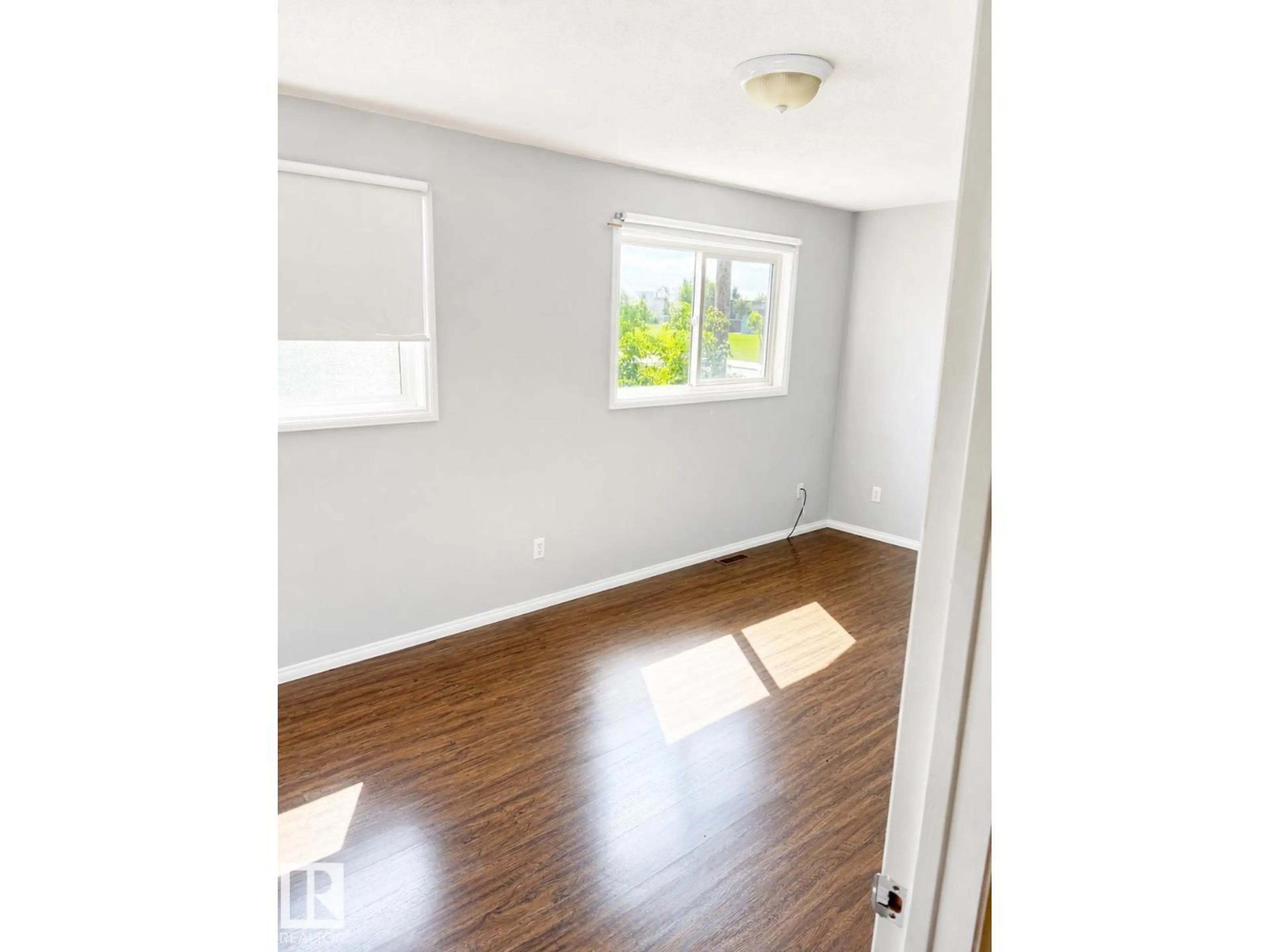 A pic of a room for 802 16 AV, Cold Lake Alberta T9M1L2