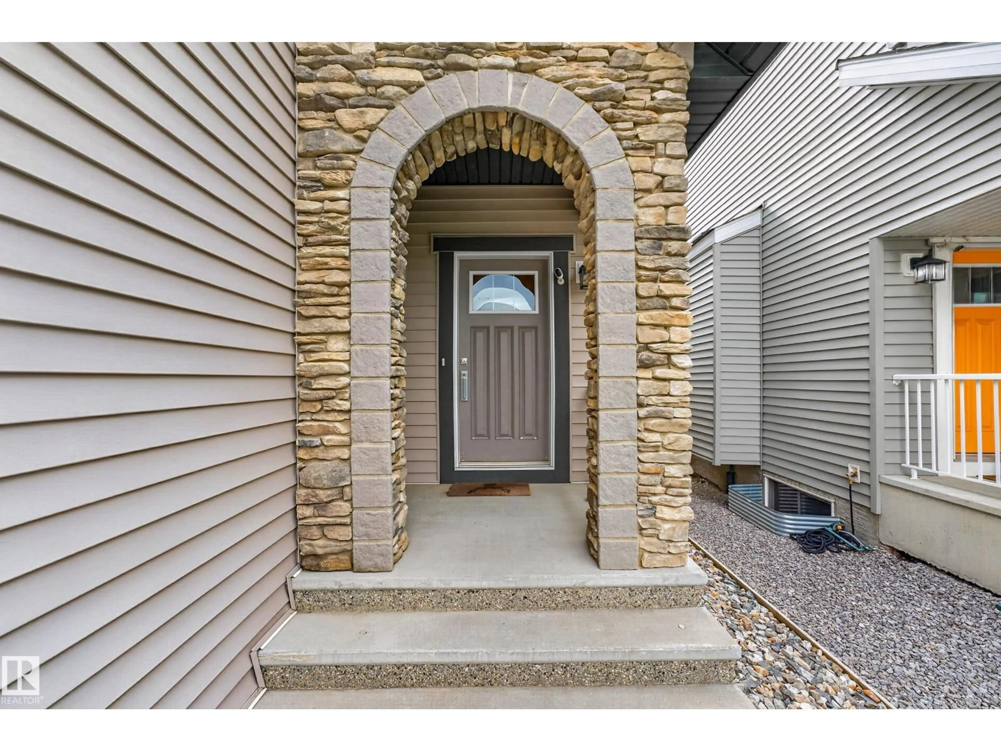 Indoor entryway for SW - 1323 158 ST, Edmonton Alberta T6W2N5