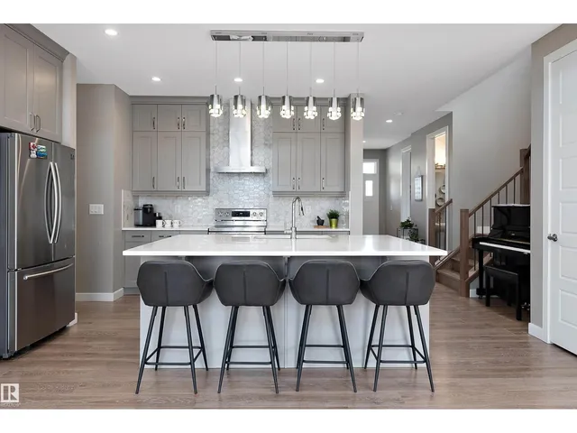 NW - 1619 201 ST, Edmonton 3