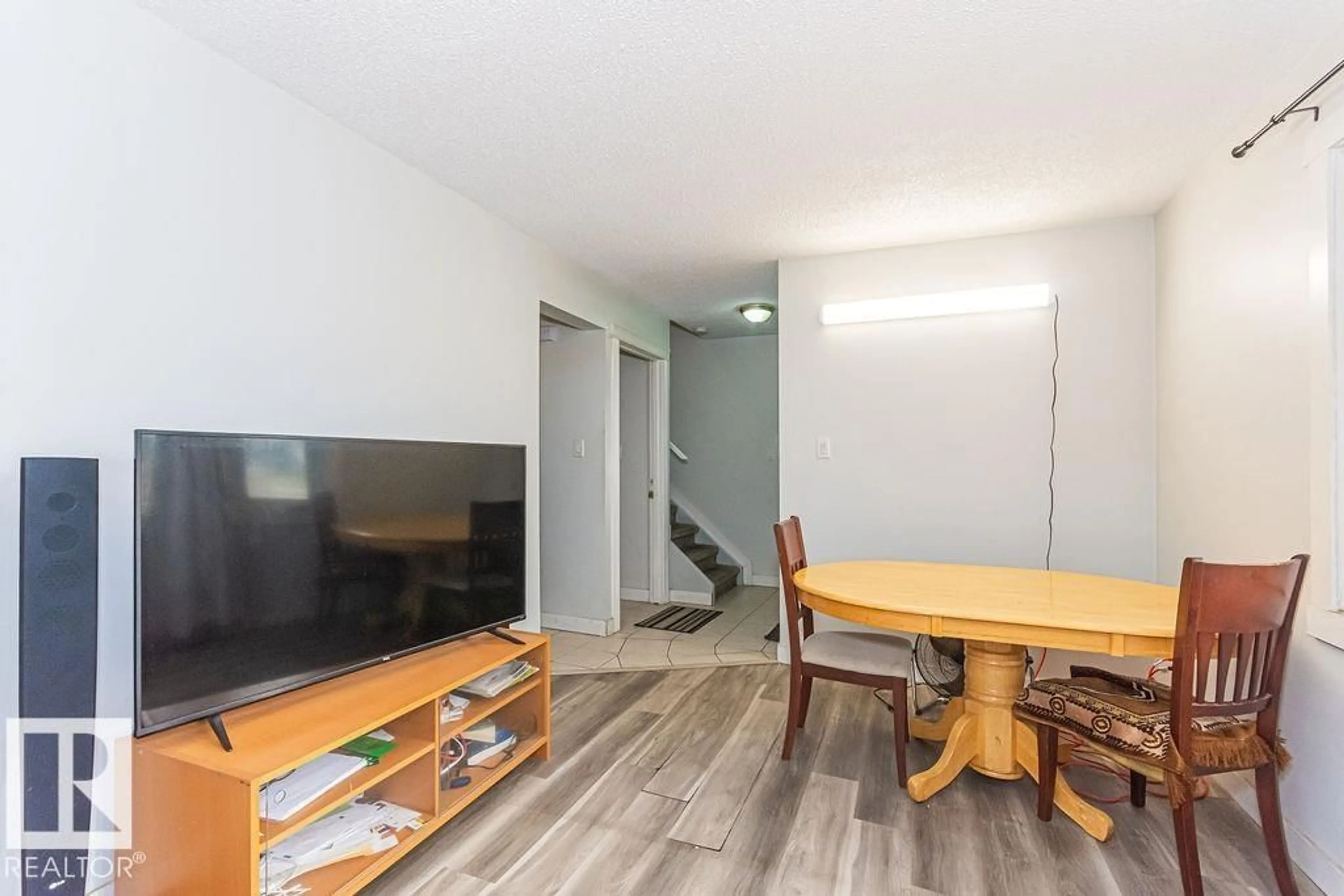 A pic of a room for #5 - 14205 82 ST, Edmonton Alberta T5E2V7