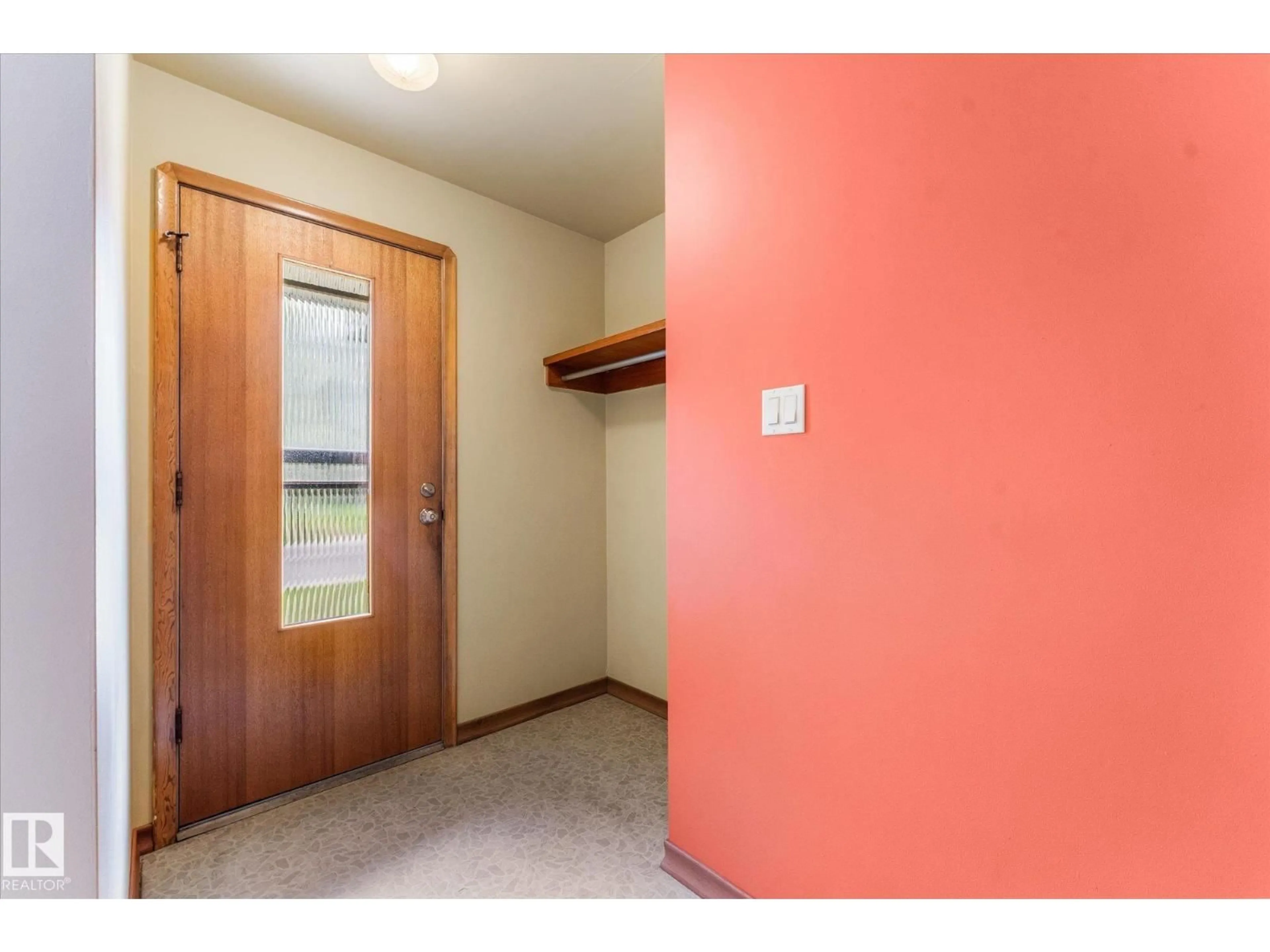 Unknown for 15930 93 AV, Edmonton Alberta T5R5H5