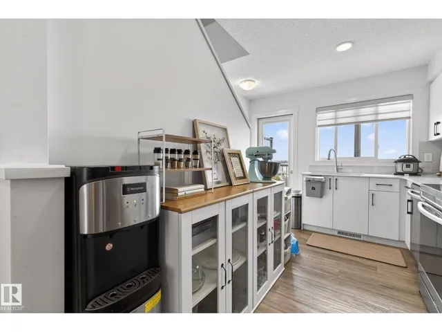 850 - 46 SECORD BV, Edmonton 5