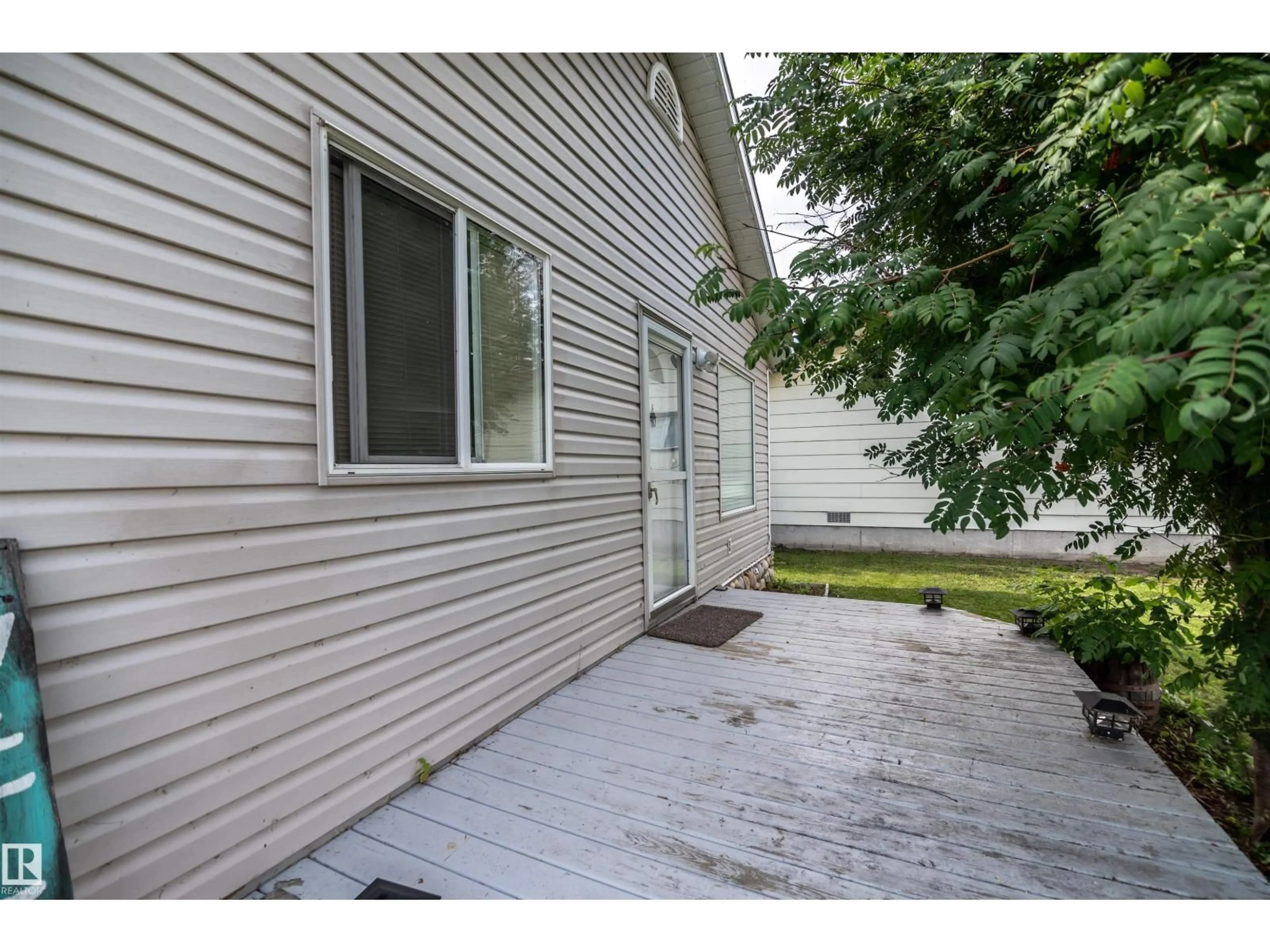 Patio, street for 4824 50A ST, Rural Lac Ste. Anne County Alberta T0E0A0