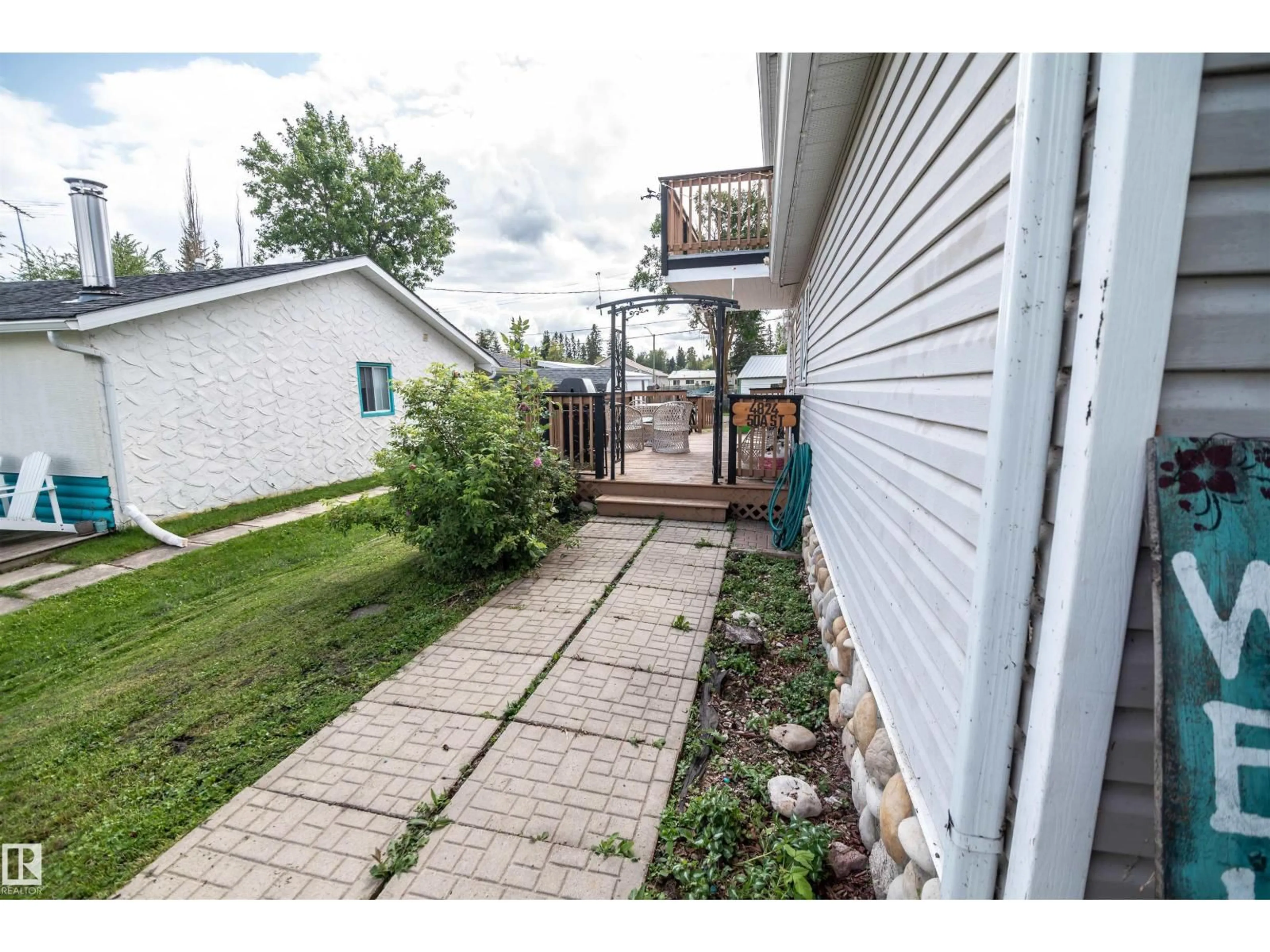 Patio, street for 4824 50A ST, Rural Lac Ste. Anne County Alberta T0E0A0