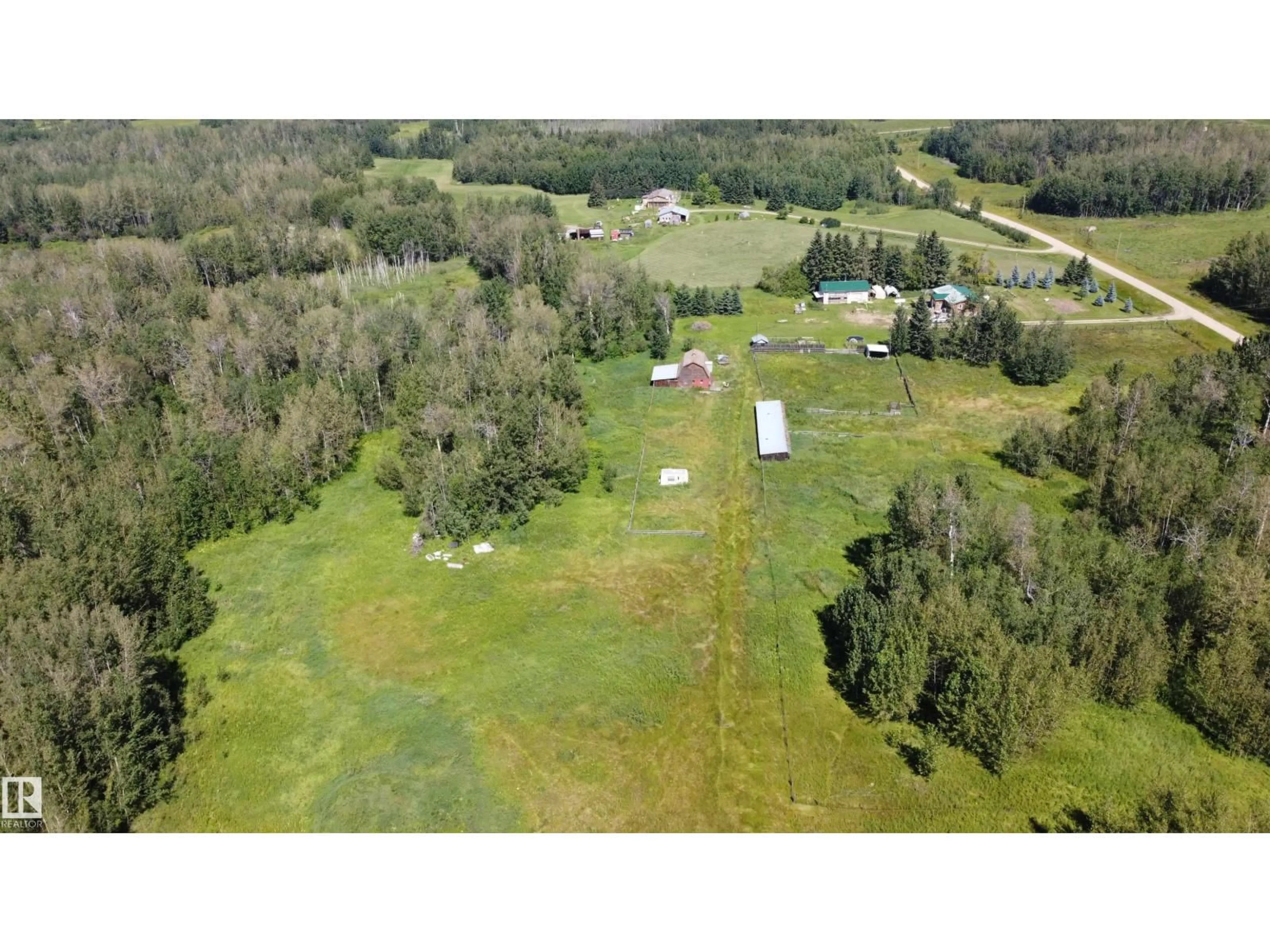 A pic from outside/outdoor area/front of a property/back of a property/a pic from drone, unknown for 49480 RGE RD 41, Rural Leduc County Alberta T0C2T0