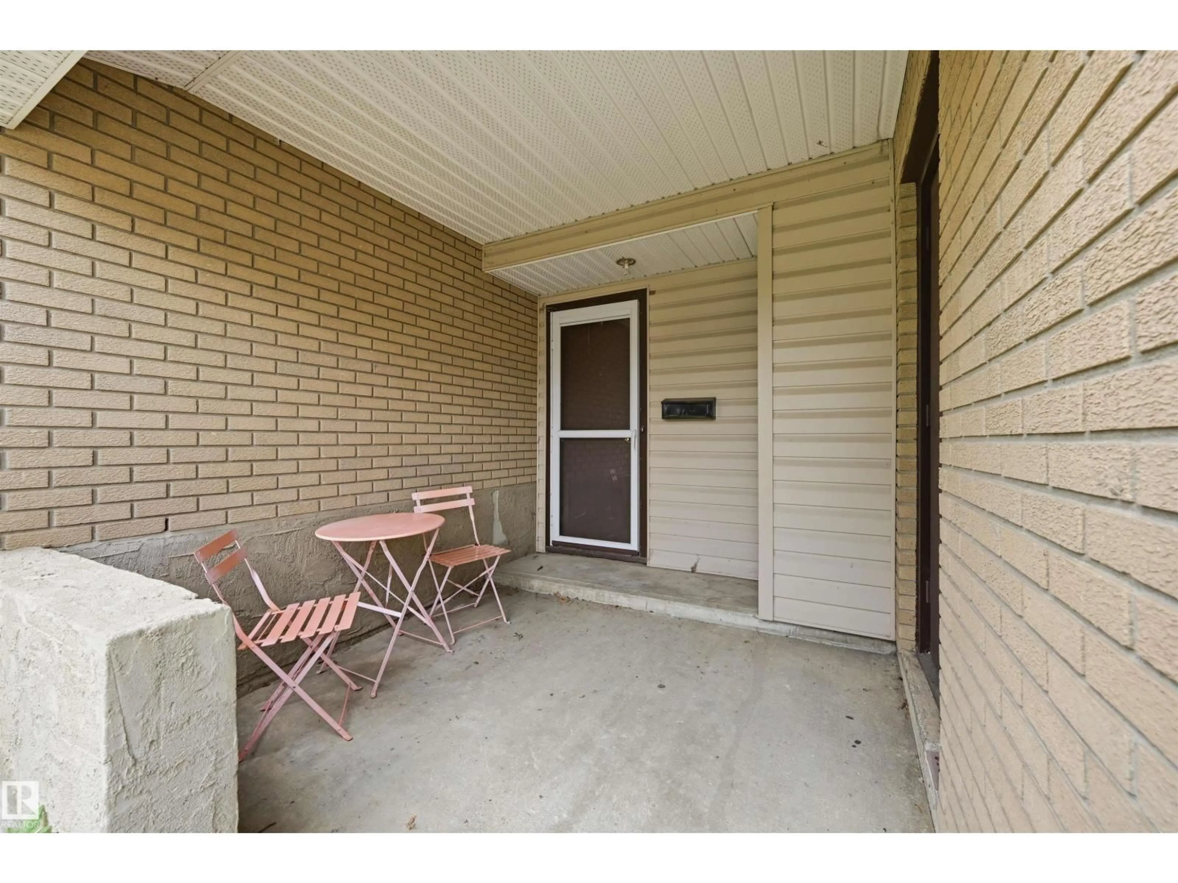 Patio, street for 155 GRANDIN VG, St. Albert Alberta T8N6C3
