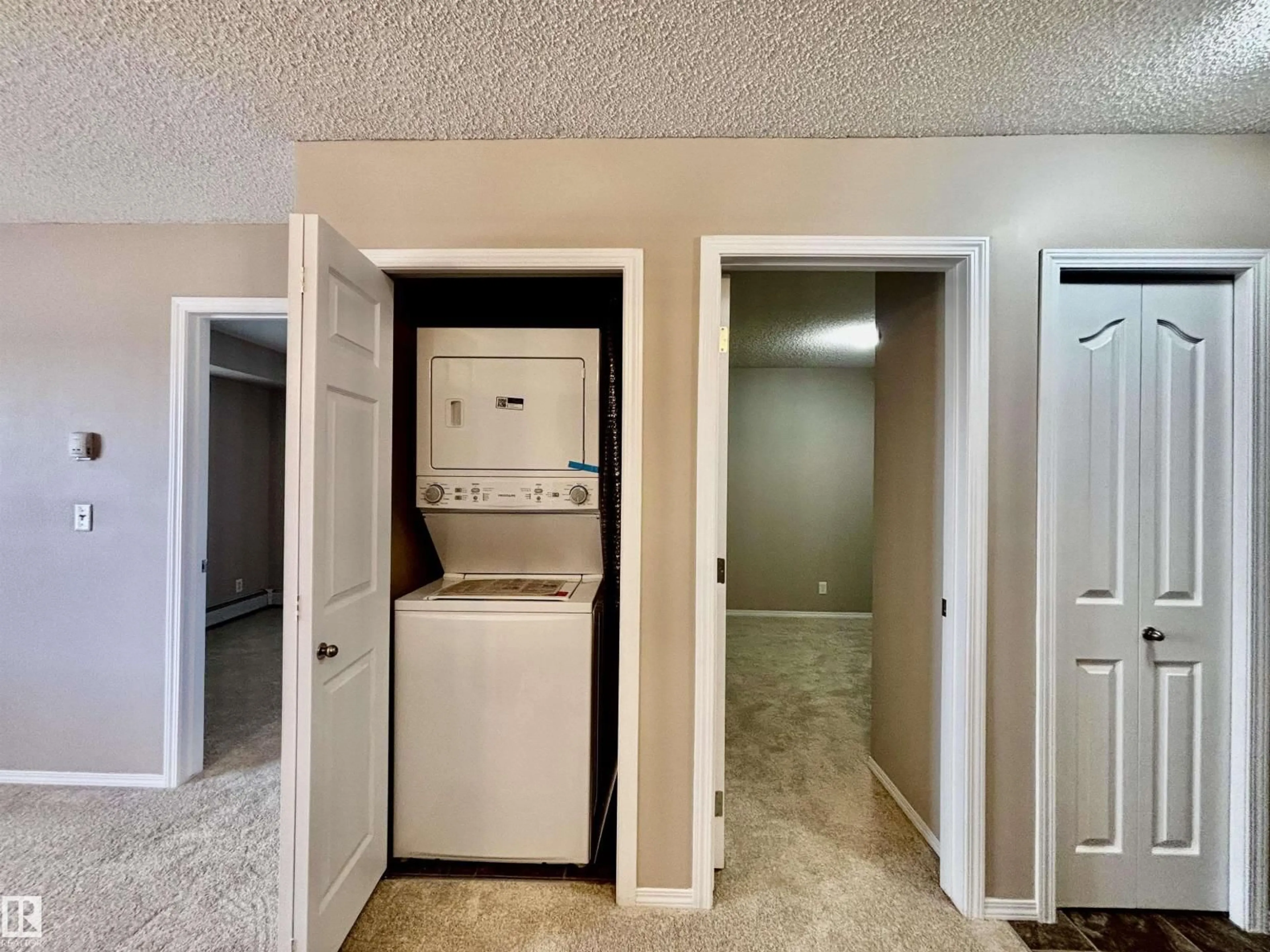 Unknown for #409 - 12035 22 AV, Edmonton Alberta T6W2X9