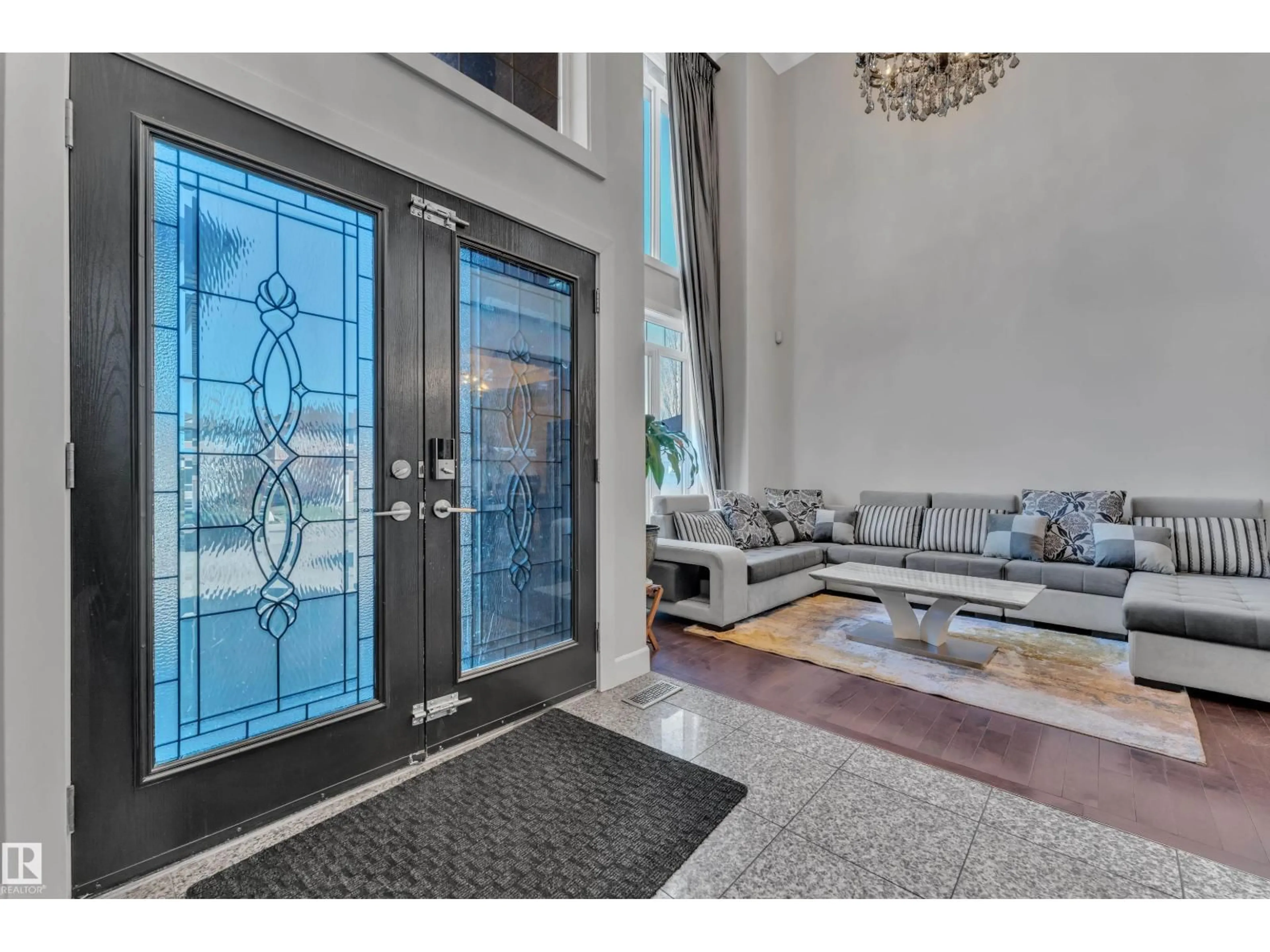 Indoor entryway for 10915 175 AV, Edmonton Alberta T5X0B7