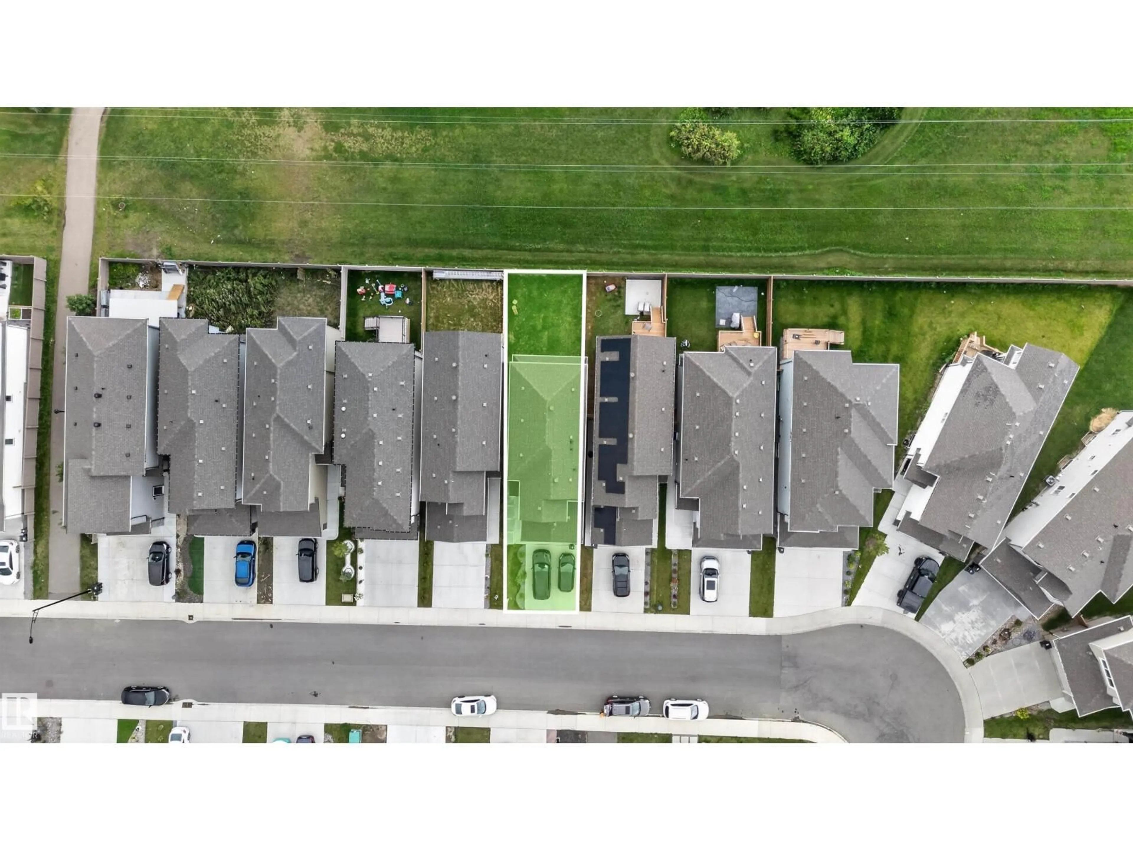 A pic from outside/outdoor area/front of a property/back of a property/a pic from drone, street for NW - 1676 27 ST, Edmonton Alberta T6T2T8