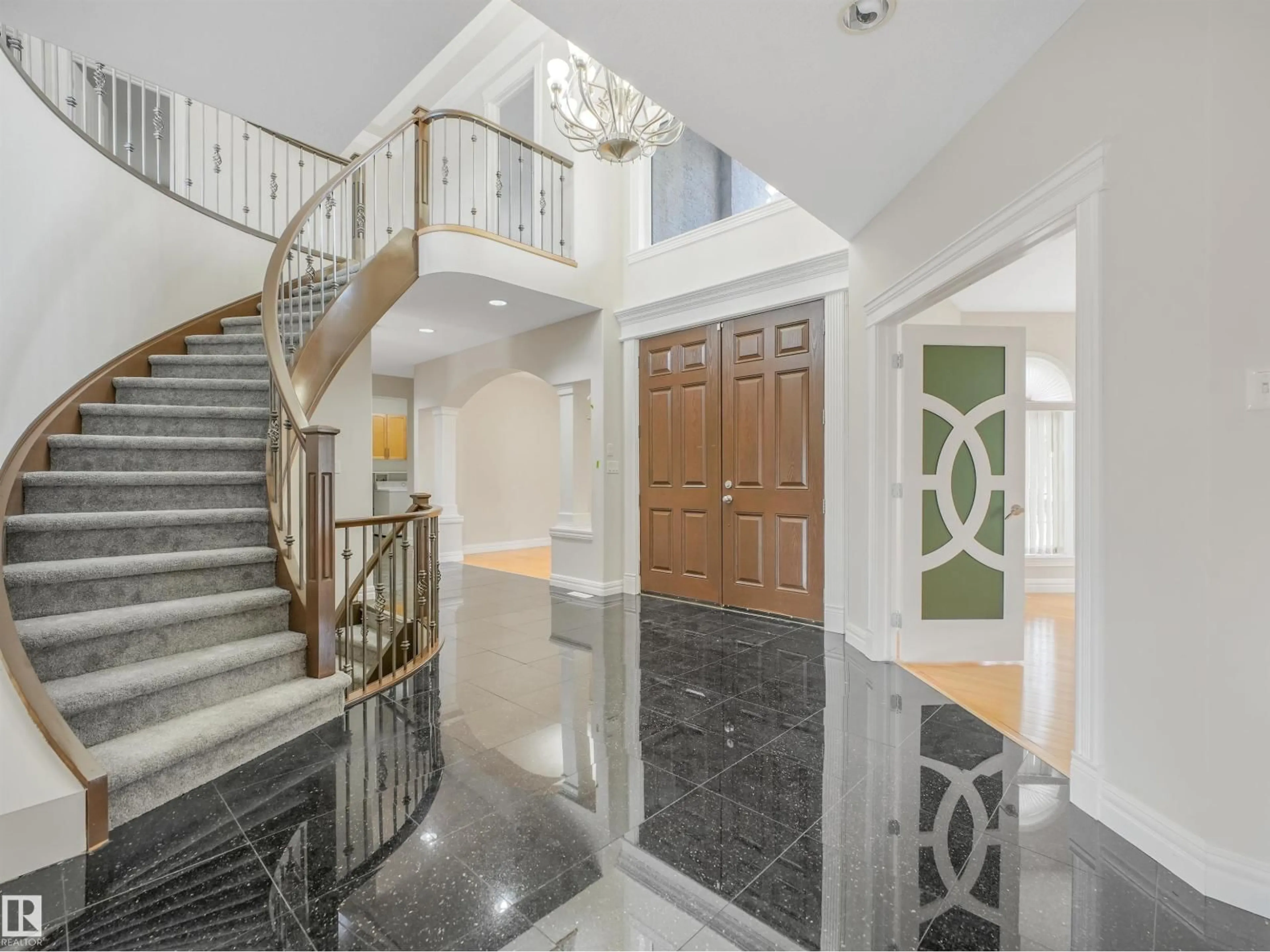 Indoor foyer for 22 SHORES DR, Leduc Alberta T9E8N8