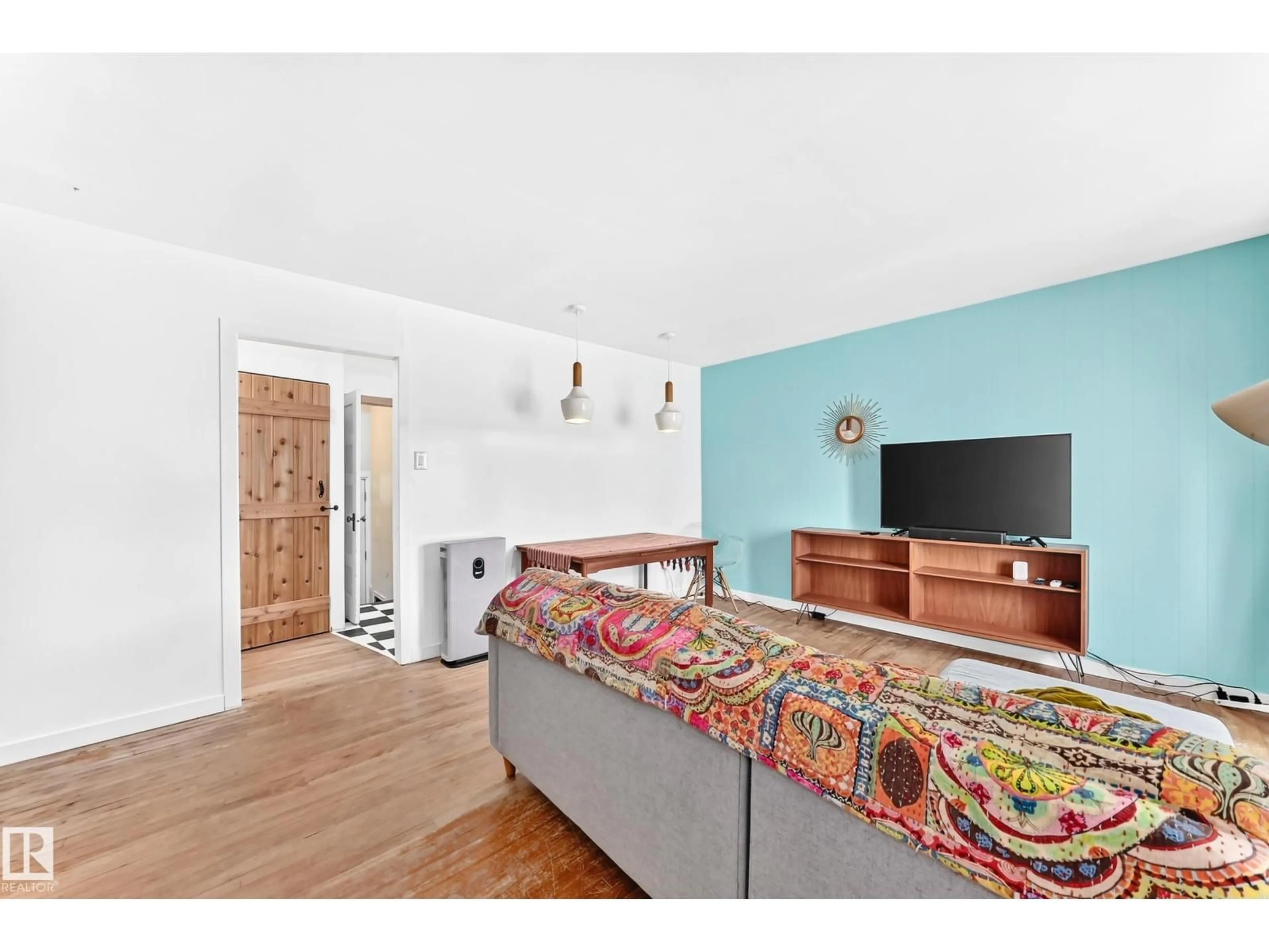 Unknown for NW - 11637 87 ST, Edmonton Alberta T5B3M6