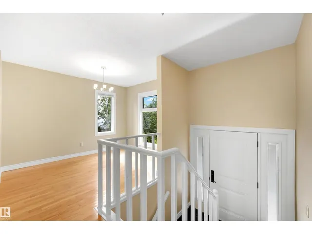 NW - 4139 122 ST, Edmonton 5