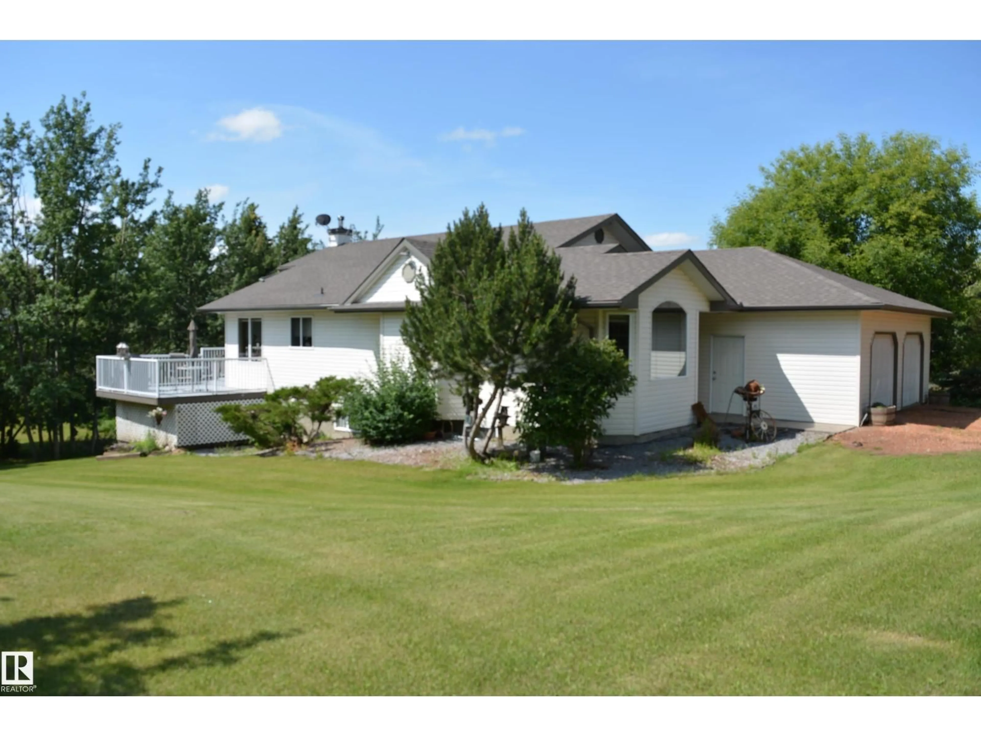 A pic from outside/outdoor area/front of a property/back of a property/a pic from drone, unknown for 1419 HGHWAY 627, Rural Parkland County Alberta T7Y2R1