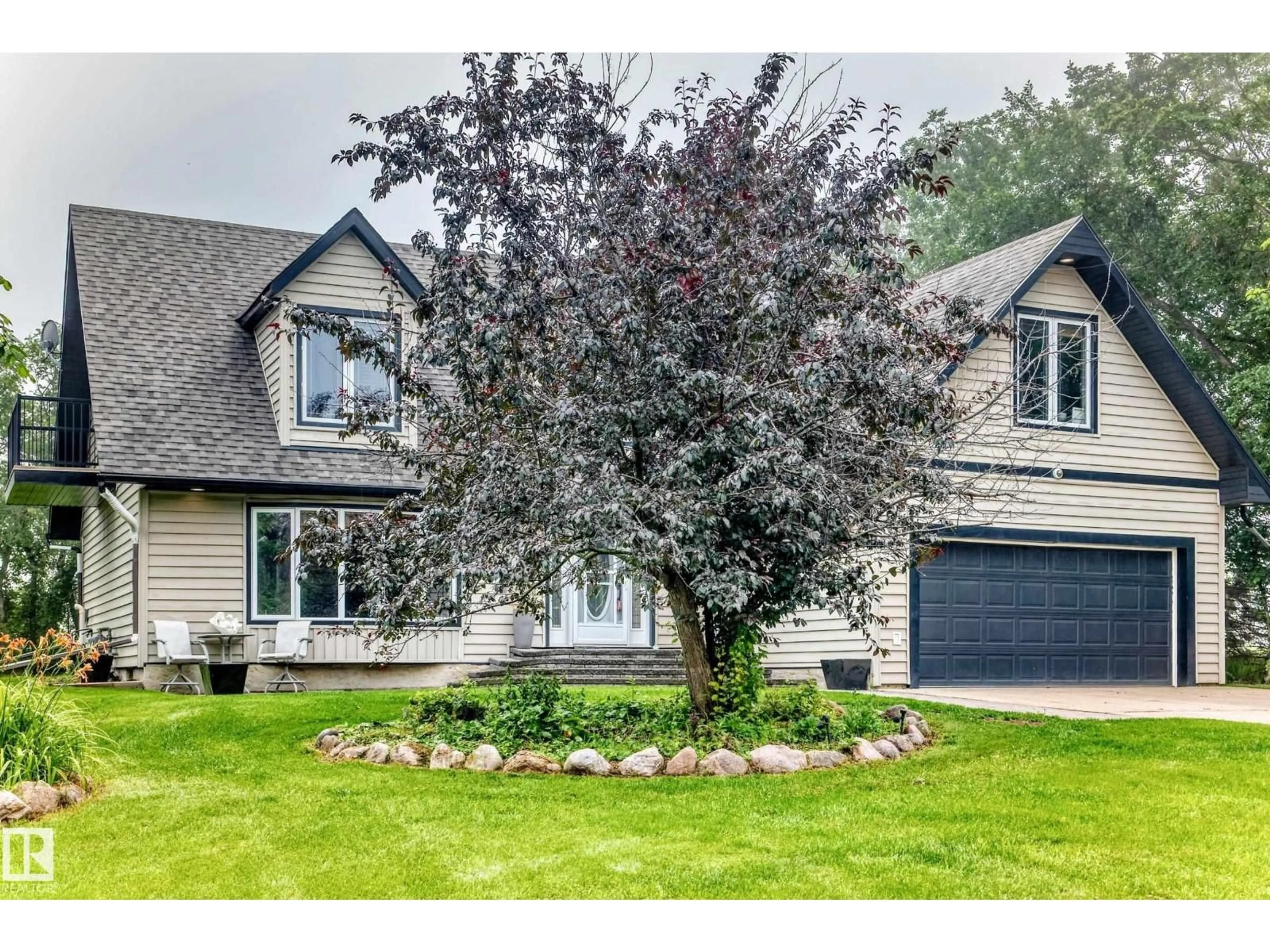 Unknown for 38 24512 STURGEON RD, Rural Sturgeon County Alberta T8T0B3