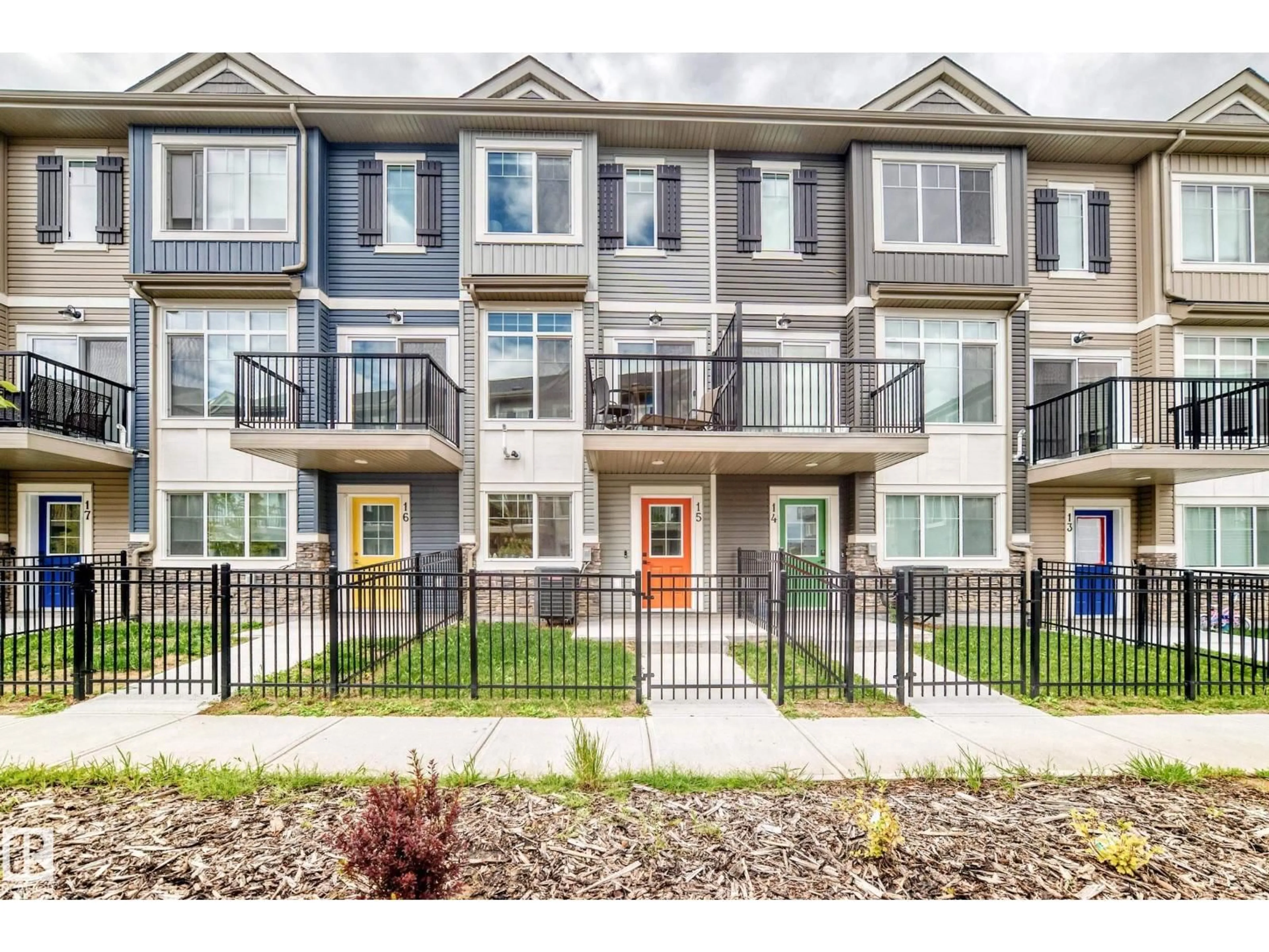 Unknown for 15 - 6214 CARTMELL CT, Edmonton Alberta T6W5A7