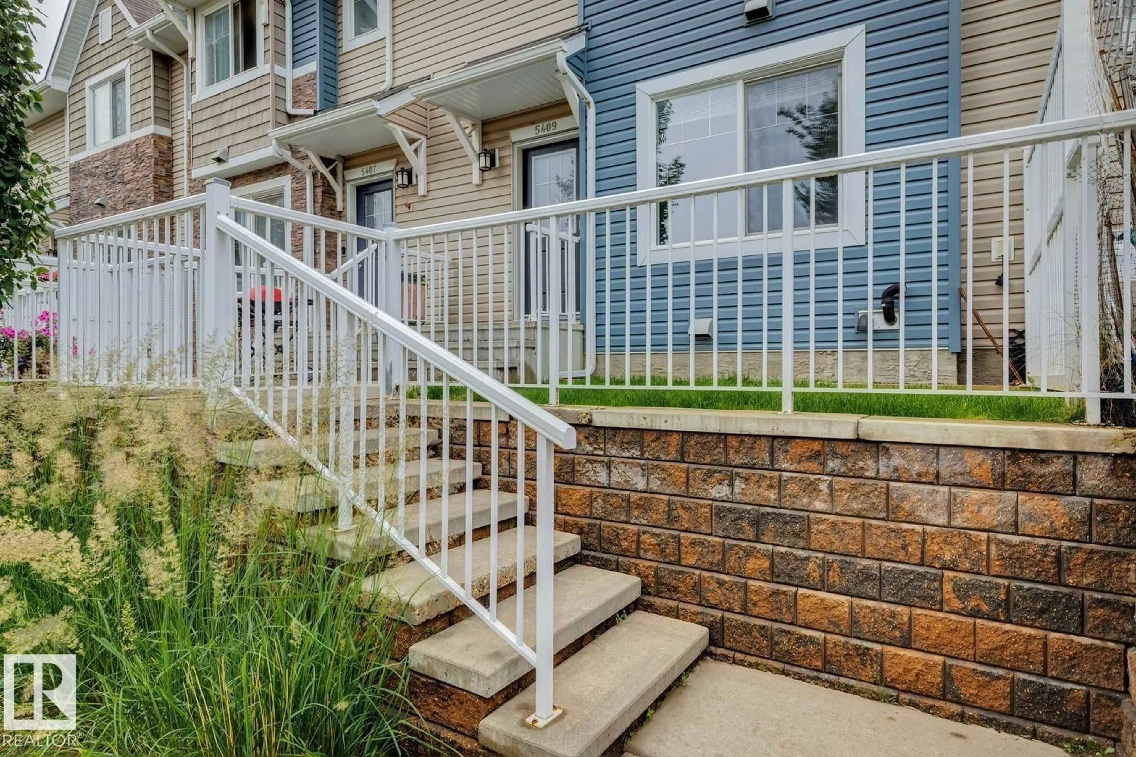 Unknown for 5409 3 AV SW, Edmonton Alberta T6X0W7