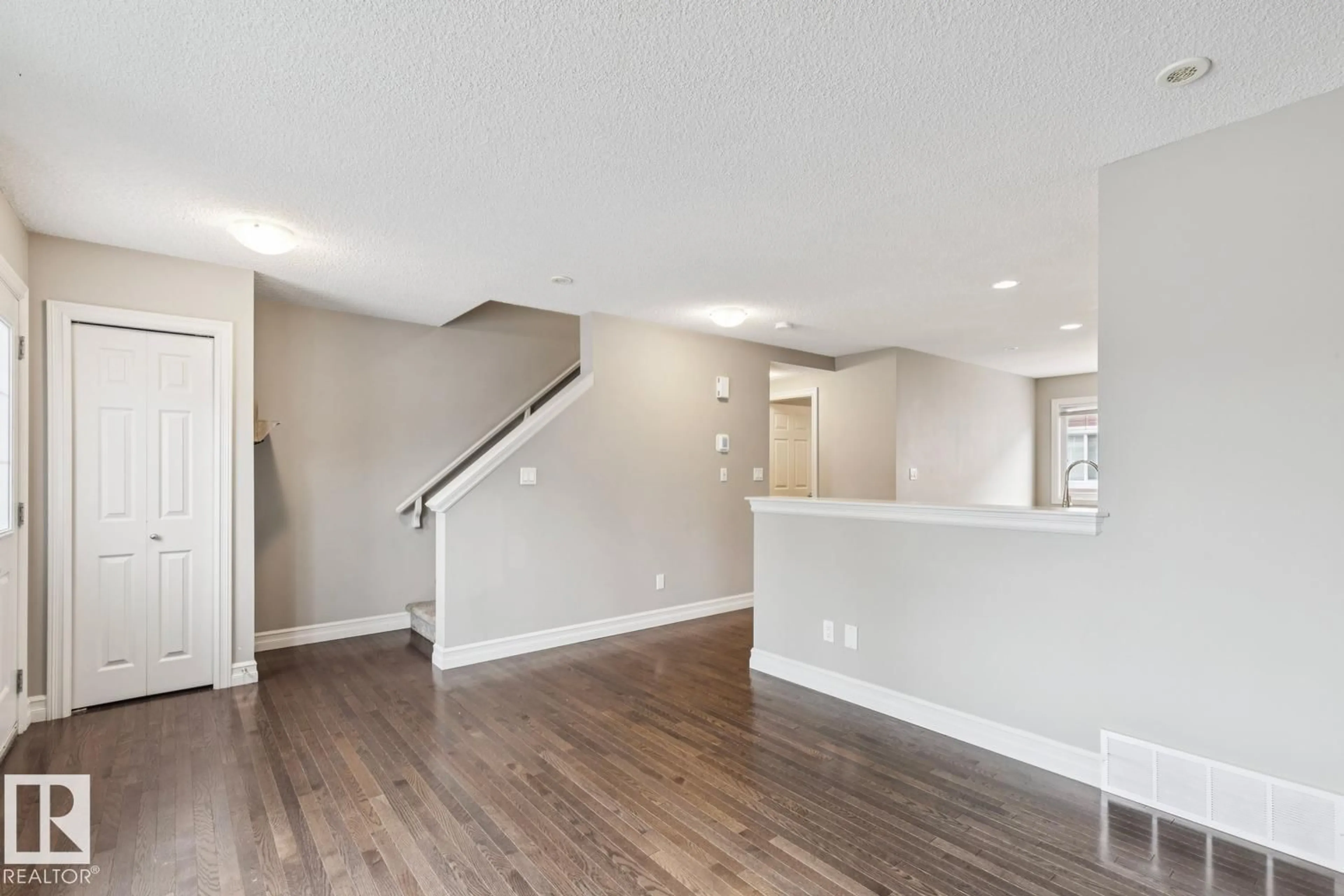 Unknown for 5409 3 AV SW, Edmonton Alberta T6X0W7