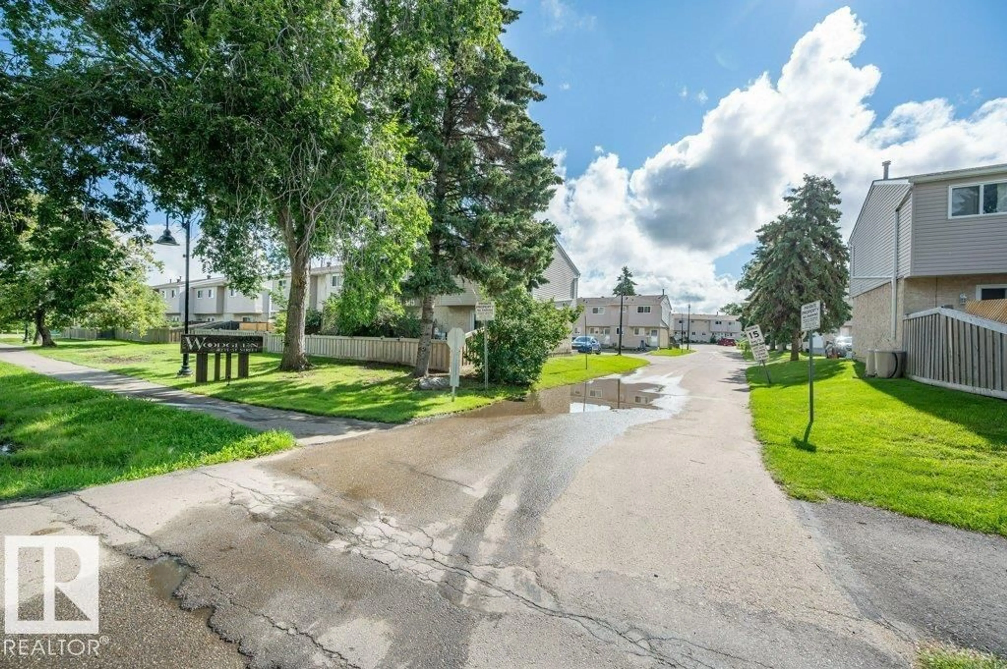 A pic from outside/outdoor area/front of a property/back of a property/a pic from drone, street for 138 5231 51 ST, Bon Accord Alberta T0A0K0