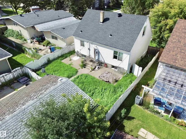 NW - 6209 106 ST, Edmonton 3