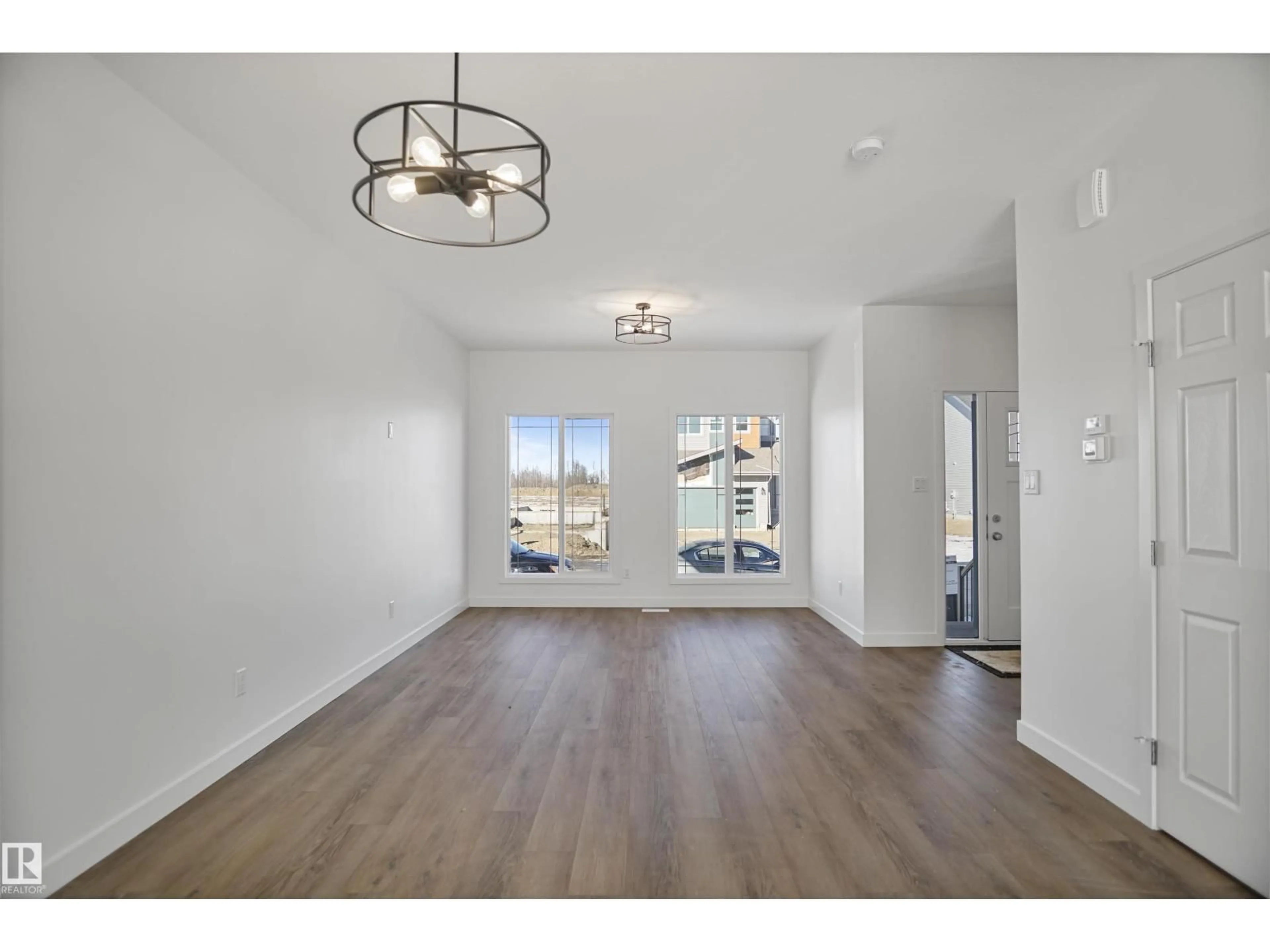 Indoor entryway for 31 LEAWOOD LI, Spruce Grove Alberta T7X4V1
