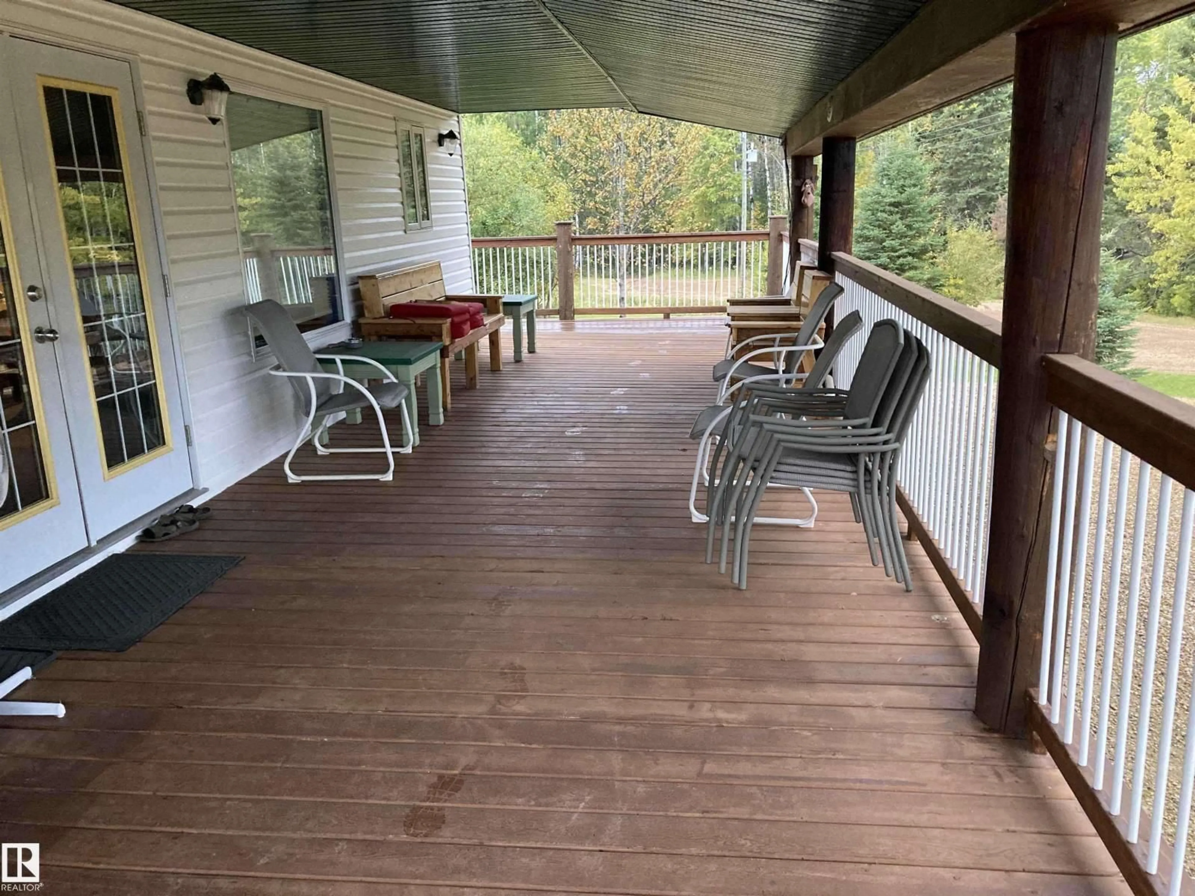 Patio, water/lake/river/ocean view for 109 BROKEN PADDLE DR, Rural Lesser Slave River M.D. Alberta T9S1C9