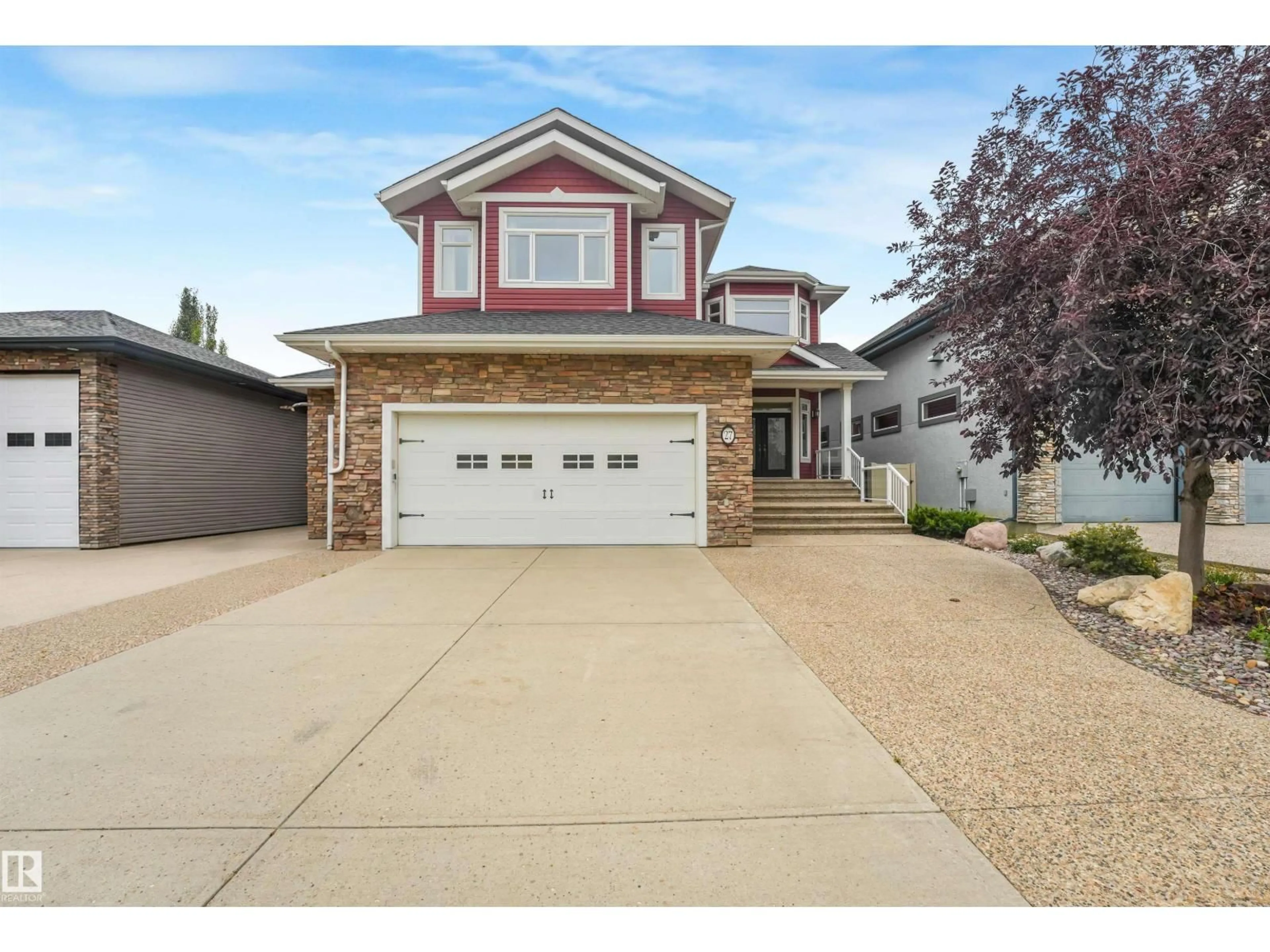 Home with vinyl exterior material, street for 27 KINGDOM PL, Leduc Alberta T9E0J2