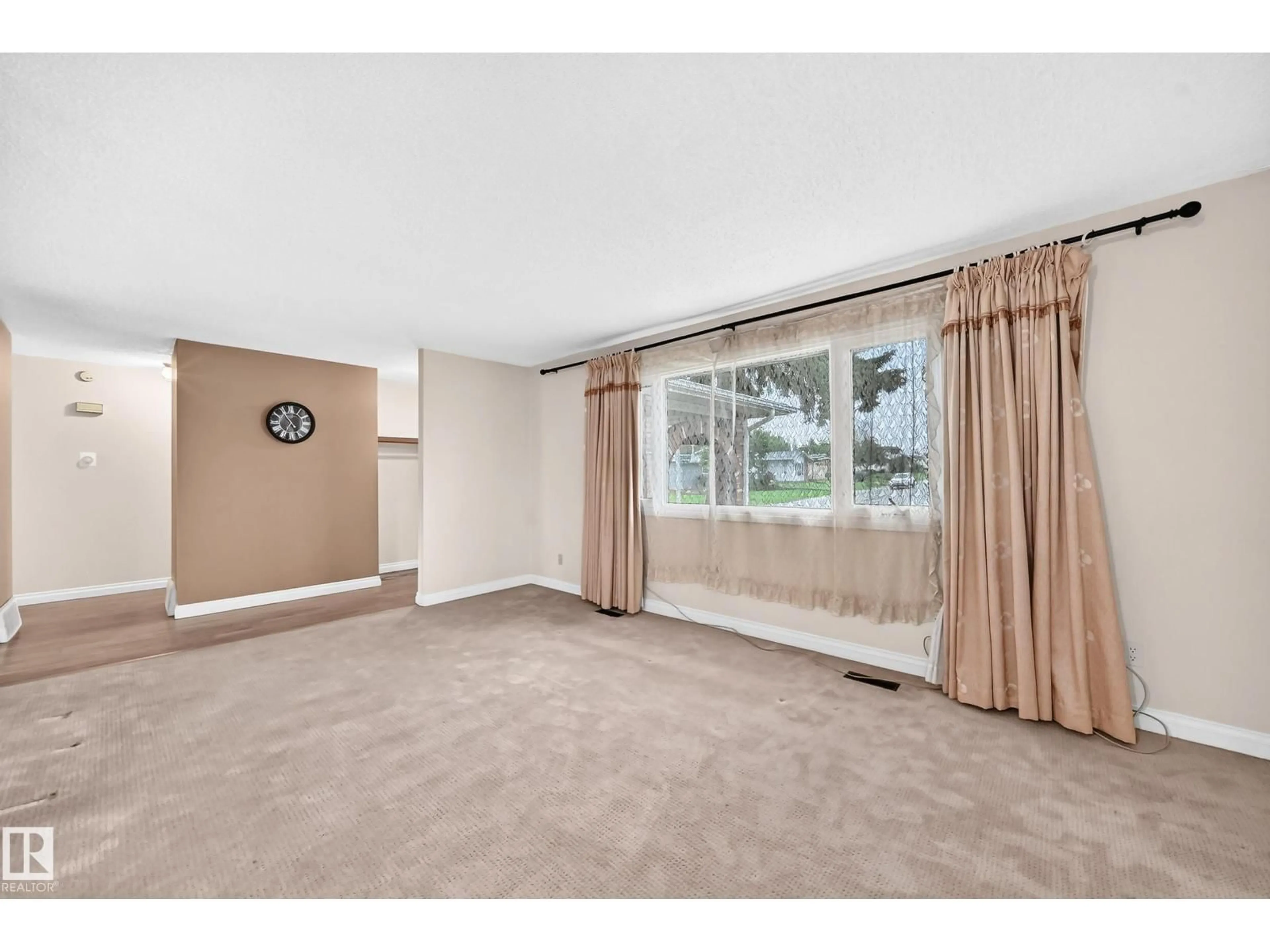 A pic of a room for NW - 15020 88 ST, Edmonton Alberta T5E5T5