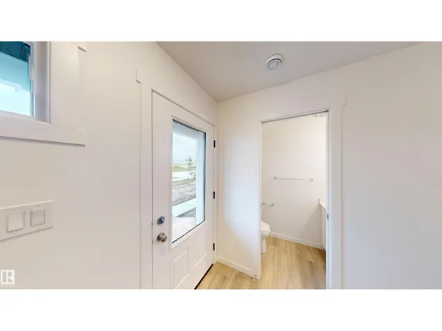 #5 - 29 AIRPORT RD, Edmonton 2