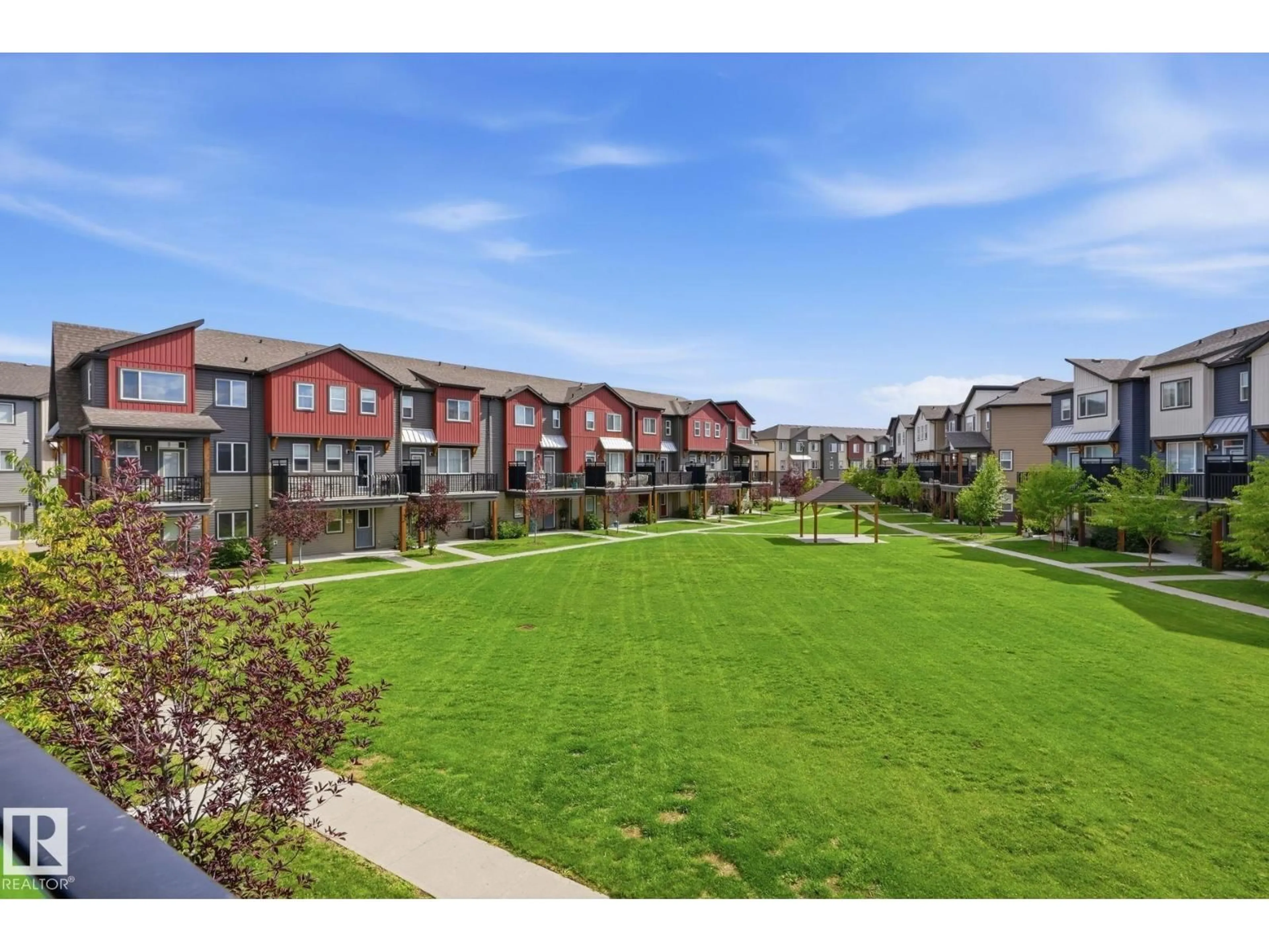 A pic from outside/outdoor area/front of a property/back of a property/a pic from drone, unknown for NW - 73 69 ST, Edmonton Alberta T5Z0R1
