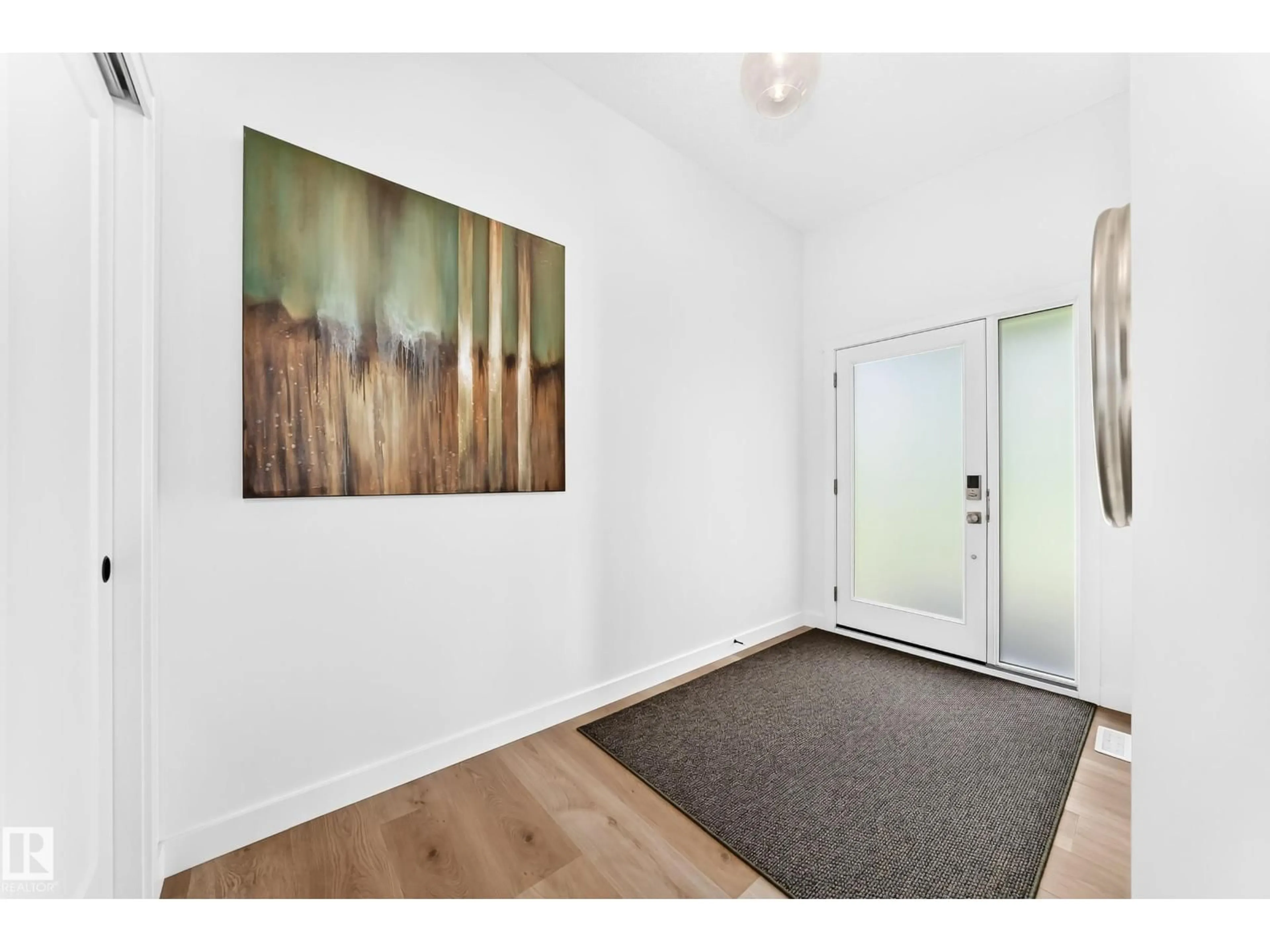 Indoor entryway for 202 55101 STE ANNE TRAIL, Rural Lac Ste. Anne County Alberta T0E1A1