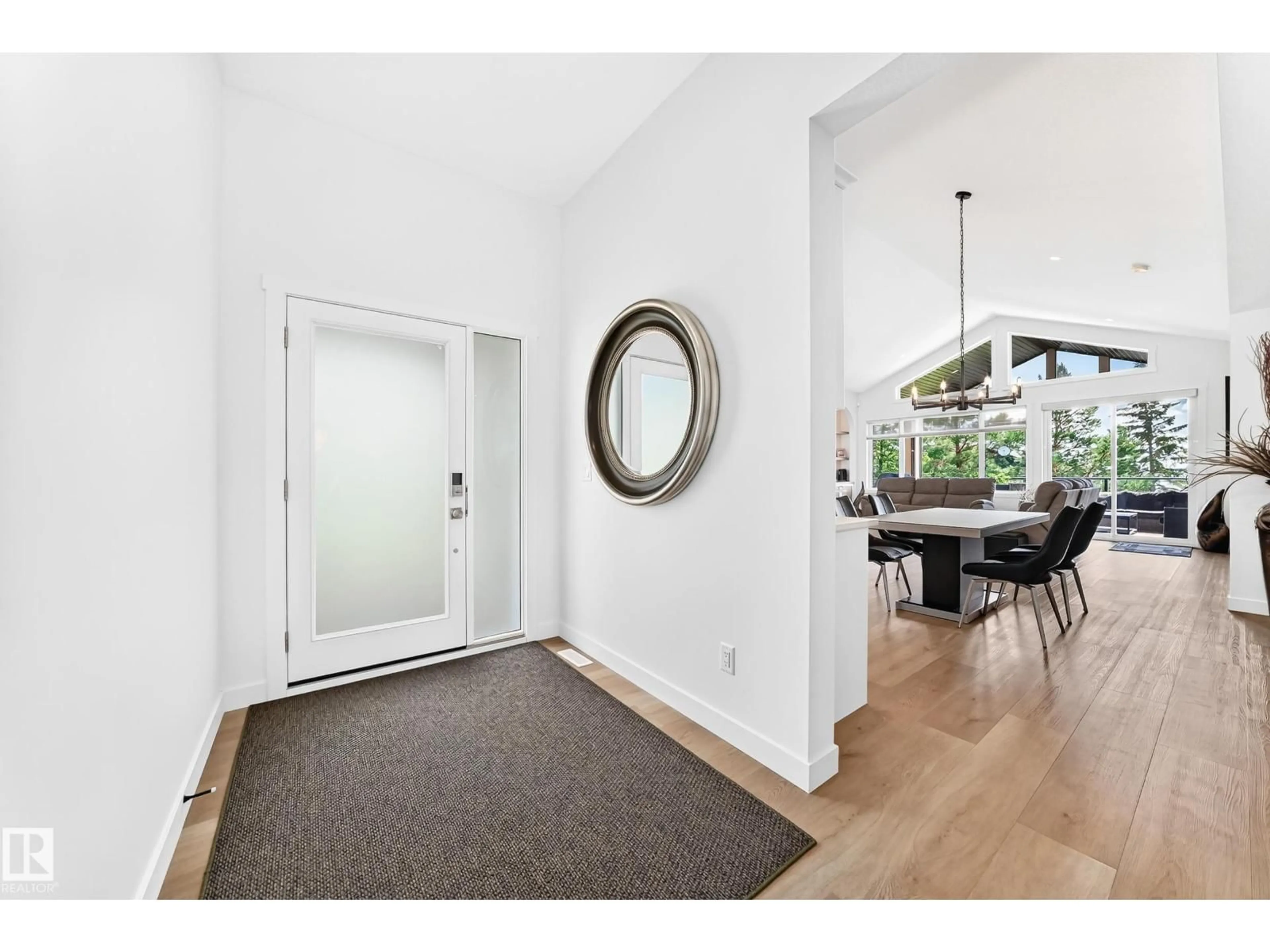 Indoor entryway for 202 55101 STE ANNE TRAIL, Rural Lac Ste. Anne County Alberta T0E1A1