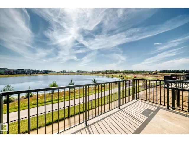 449 CRYSTAL CREEK LINK, Leduc 3