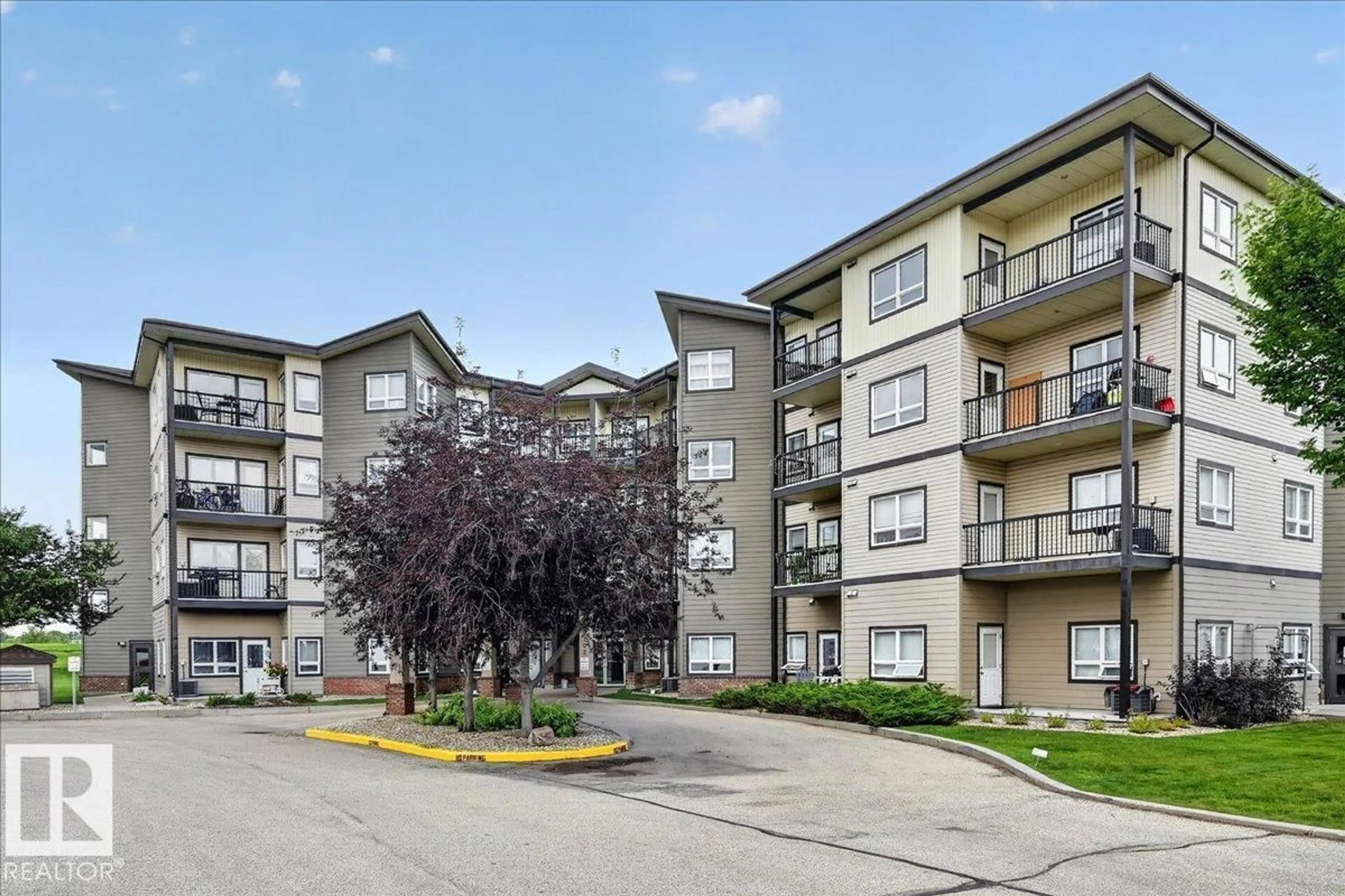 Patio, unknown for 306 - 8702 SOUTHFORT DR, Fort Saskatchewan Alberta T8L4R6