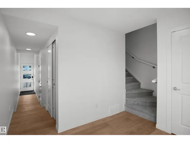 1423 9 ST, Edmonton 3