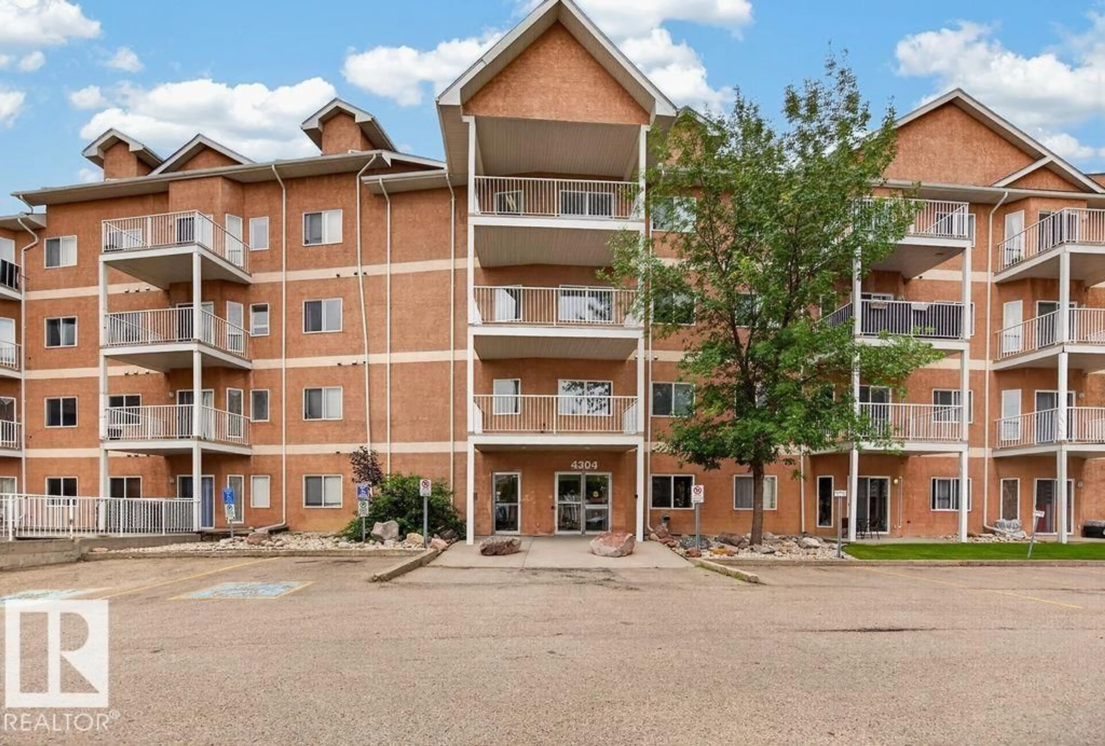 Patio, unknown for #205 - 4304 139 AV, Edmonton Alberta T5Y0H6