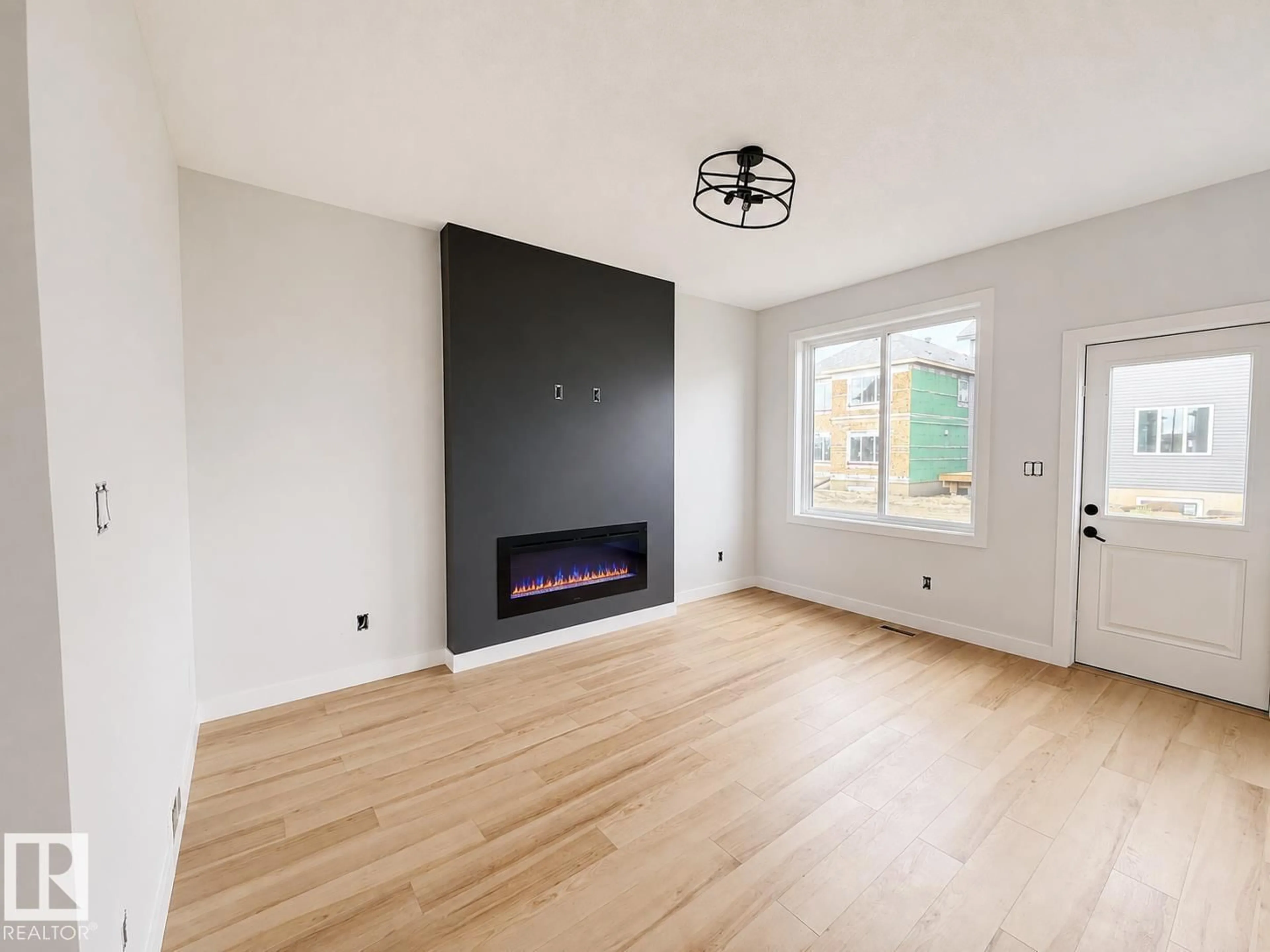 A pic of a room for 13118 186 AV, Edmonton Alberta T6V0N3