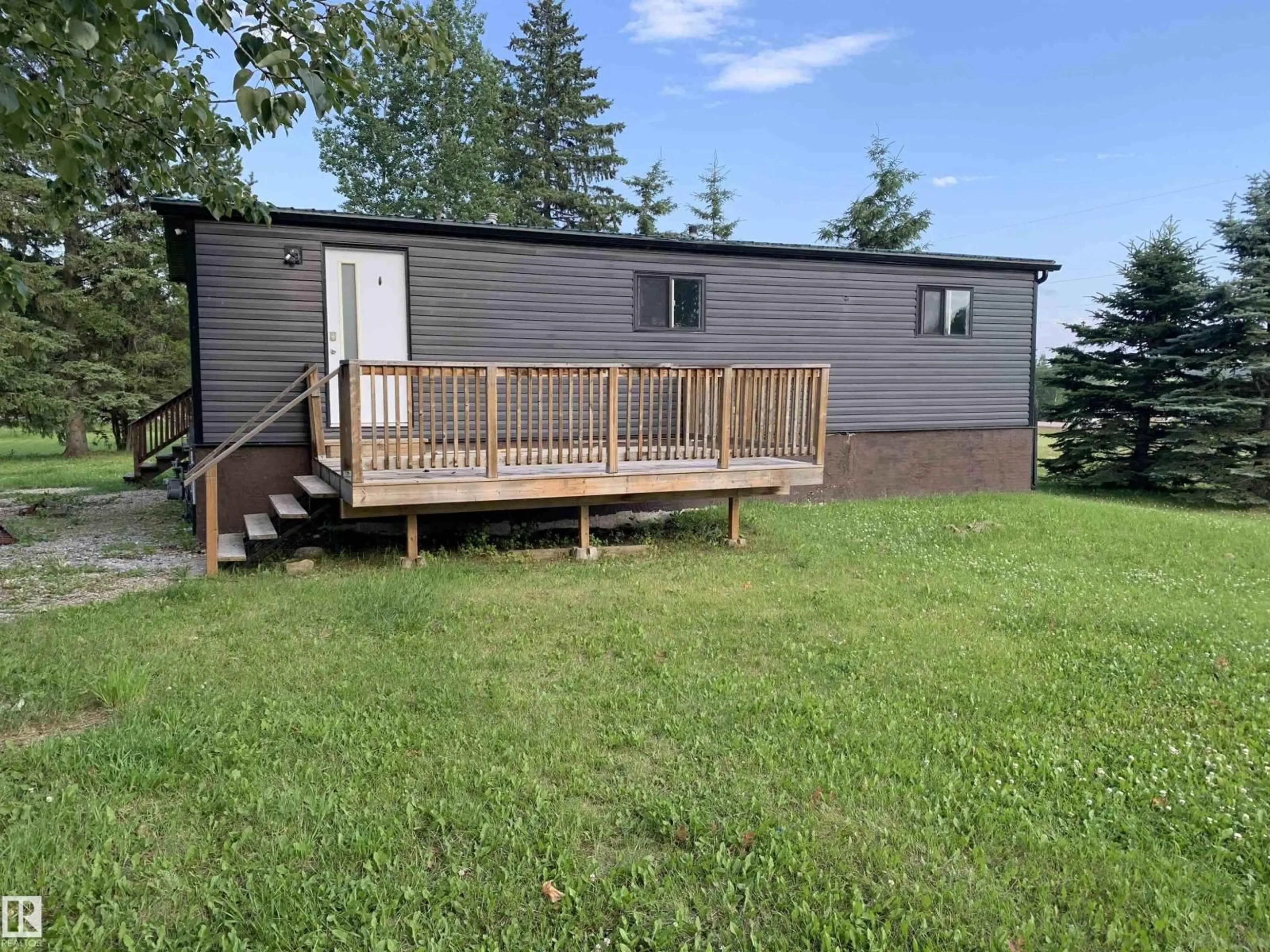 Shed for #23 - 53407 155 RD, Rural Yellowhead Alberta T7E3B5