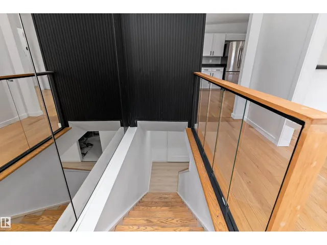 23 GILLINGHAM CR, Sherwood Park 3