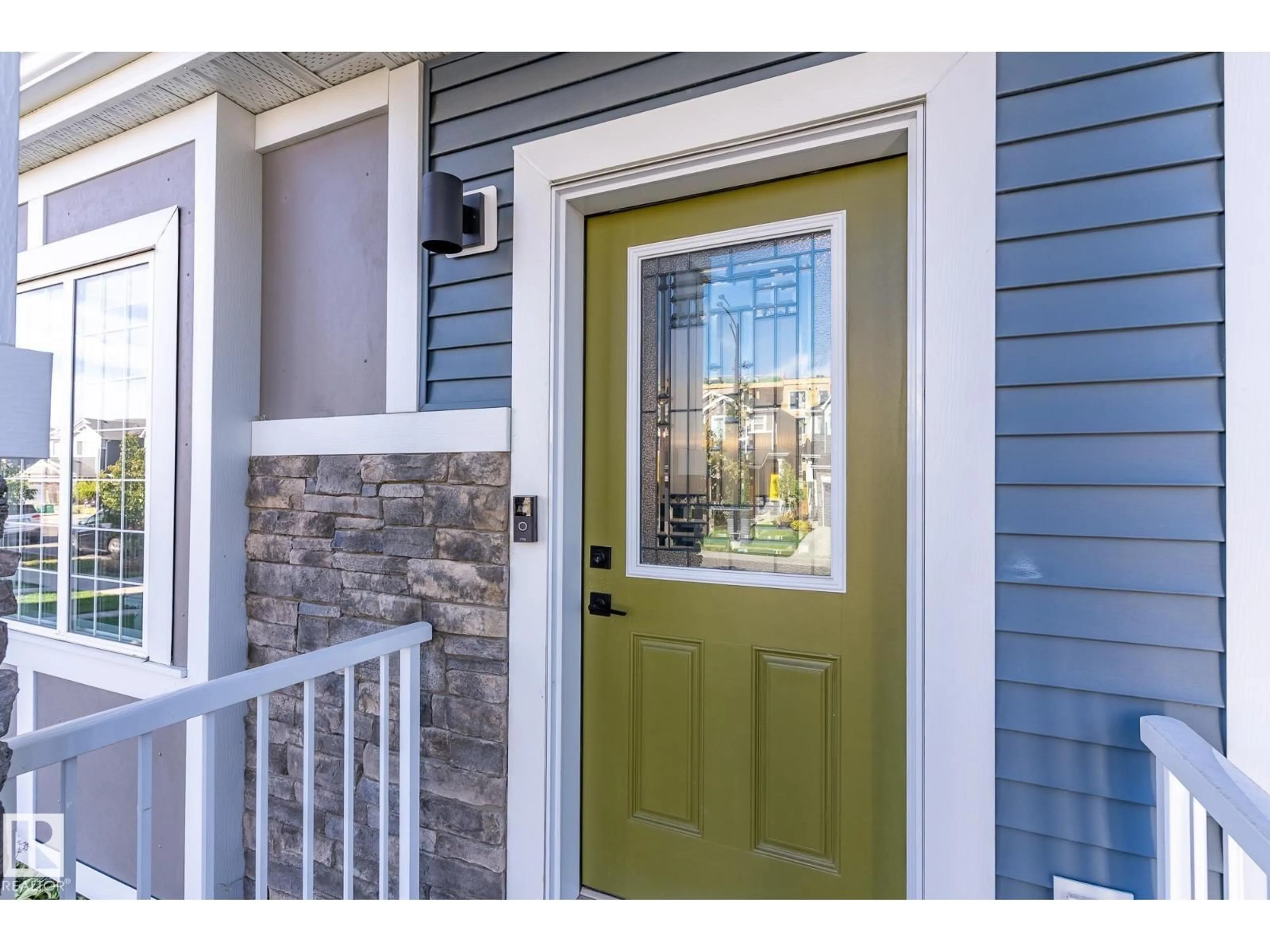 Indoor entryway for SW - 16635 30 AV, Edmonton Alberta T6W4P9