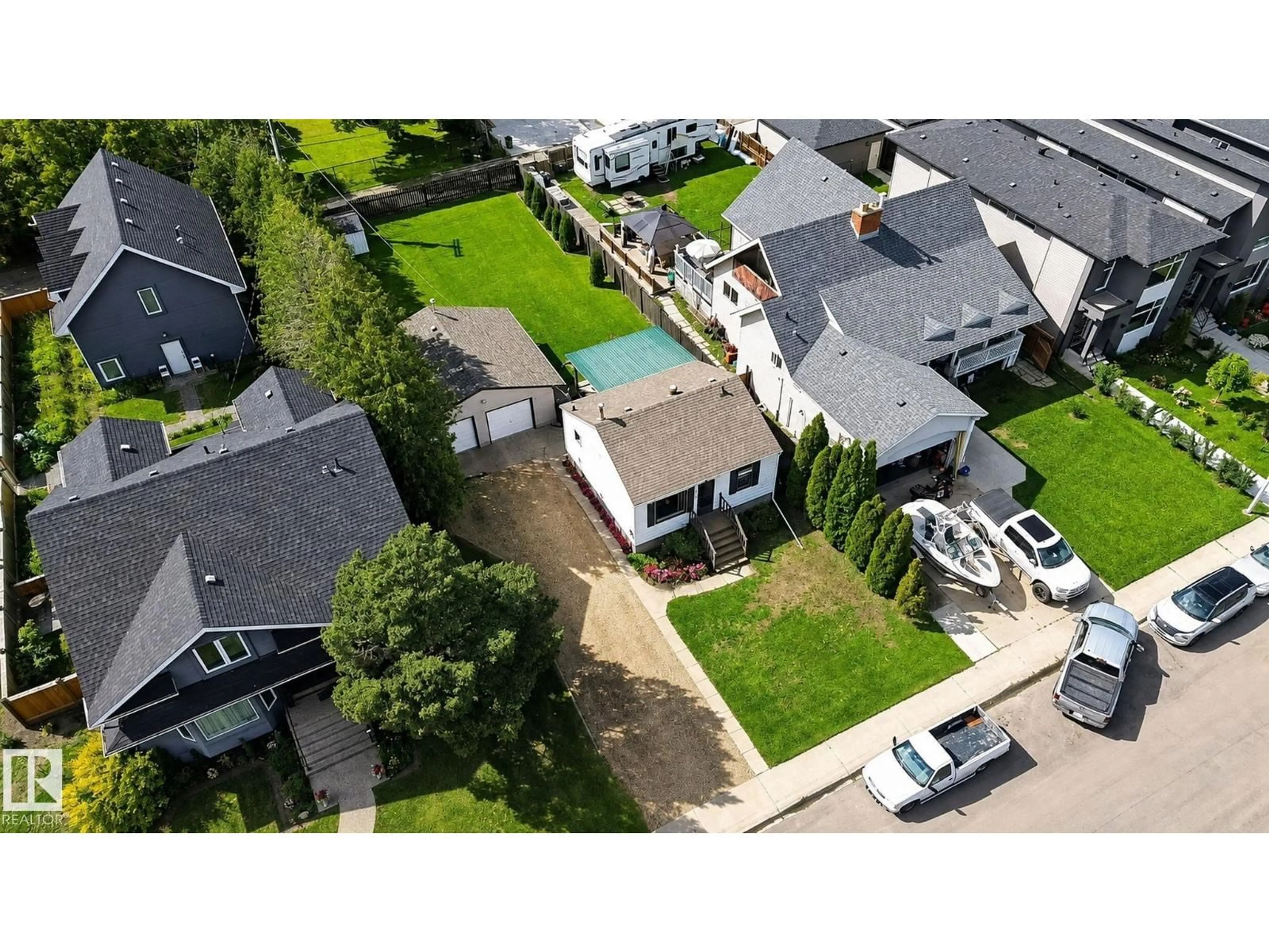 A pic from outside/outdoor area/front of a property/back of a property/a pic from drone, street for 9706 159 ST, Edmonton Alberta T5P2Z3