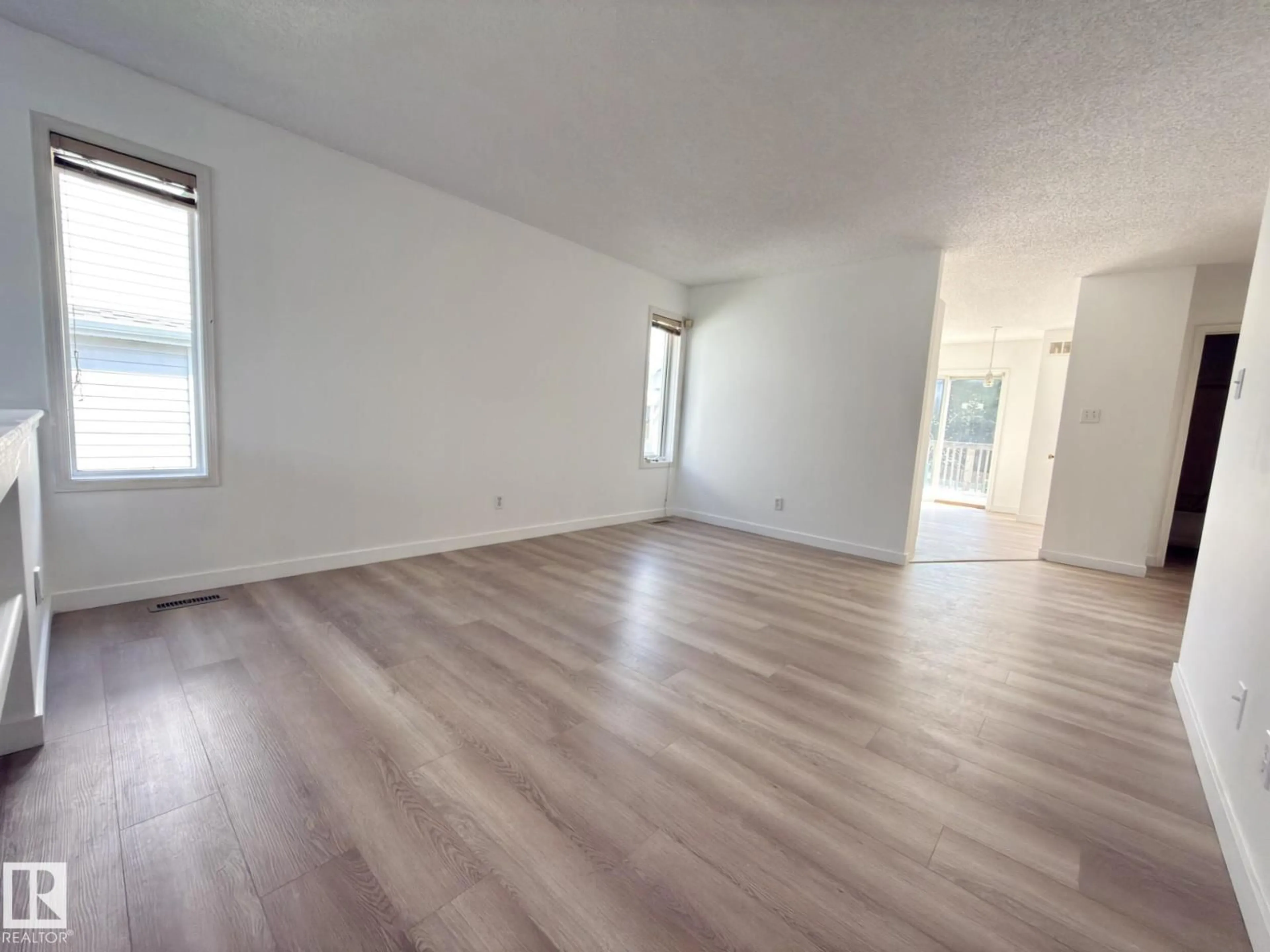 A pic of a room for 72 ASPENGLEN PL, Spruce Grove Alberta T7X3J9