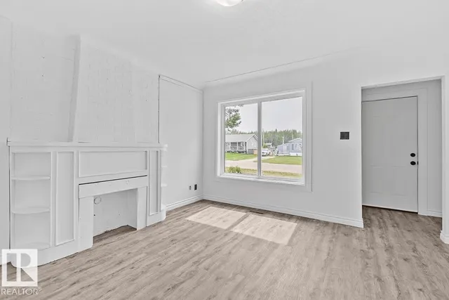 4808 45 AV, Evansburg 5
