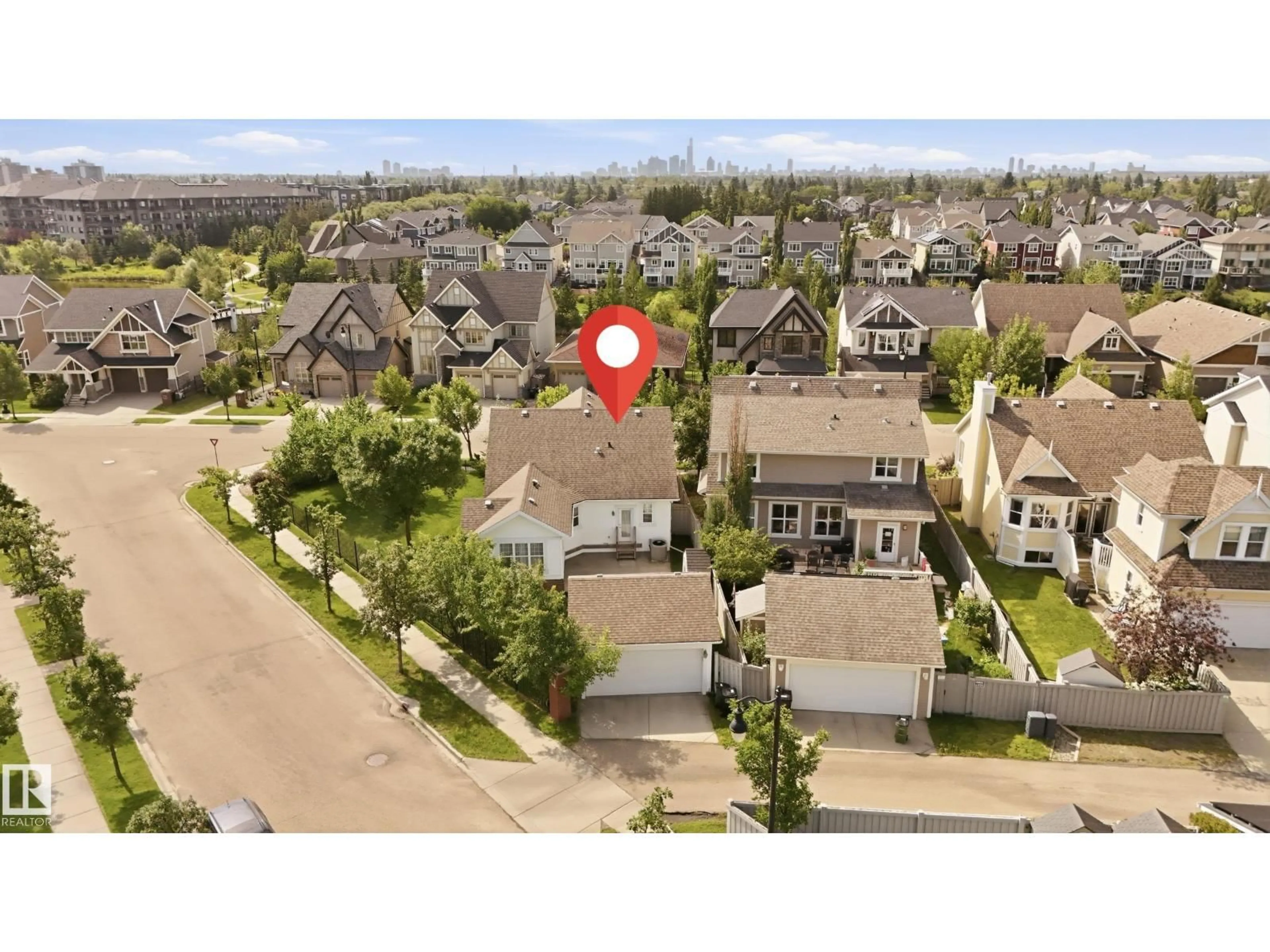 A pic from outside/outdoor area/front of a property/back of a property/a pic from drone, street for 1320 KAPYONG AV, Edmonton Alberta T5E0C3