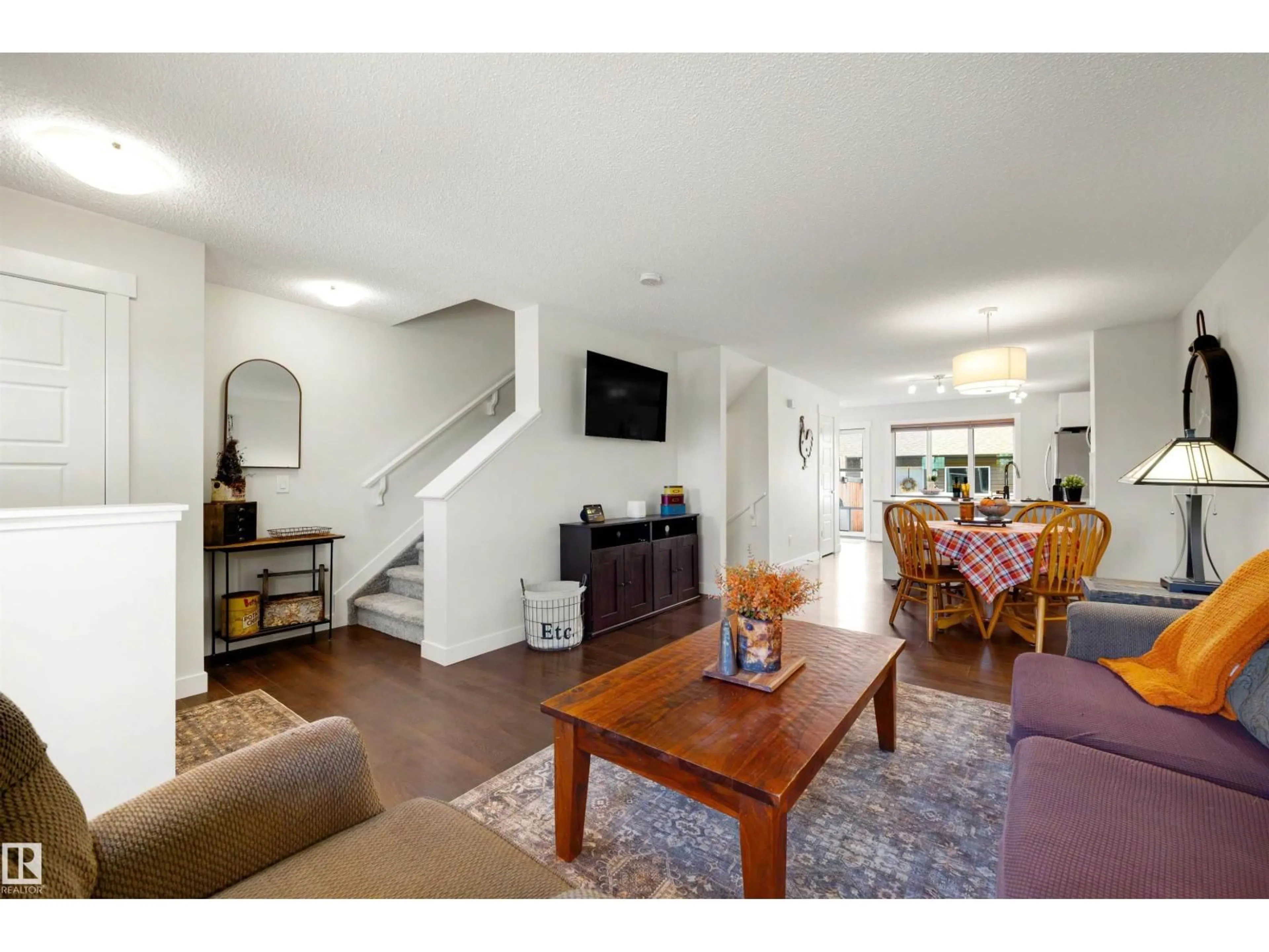 Living room with furniture, unknown for 354 CRYSTALLINA NERA DR, Edmonton Alberta T5Z0R9